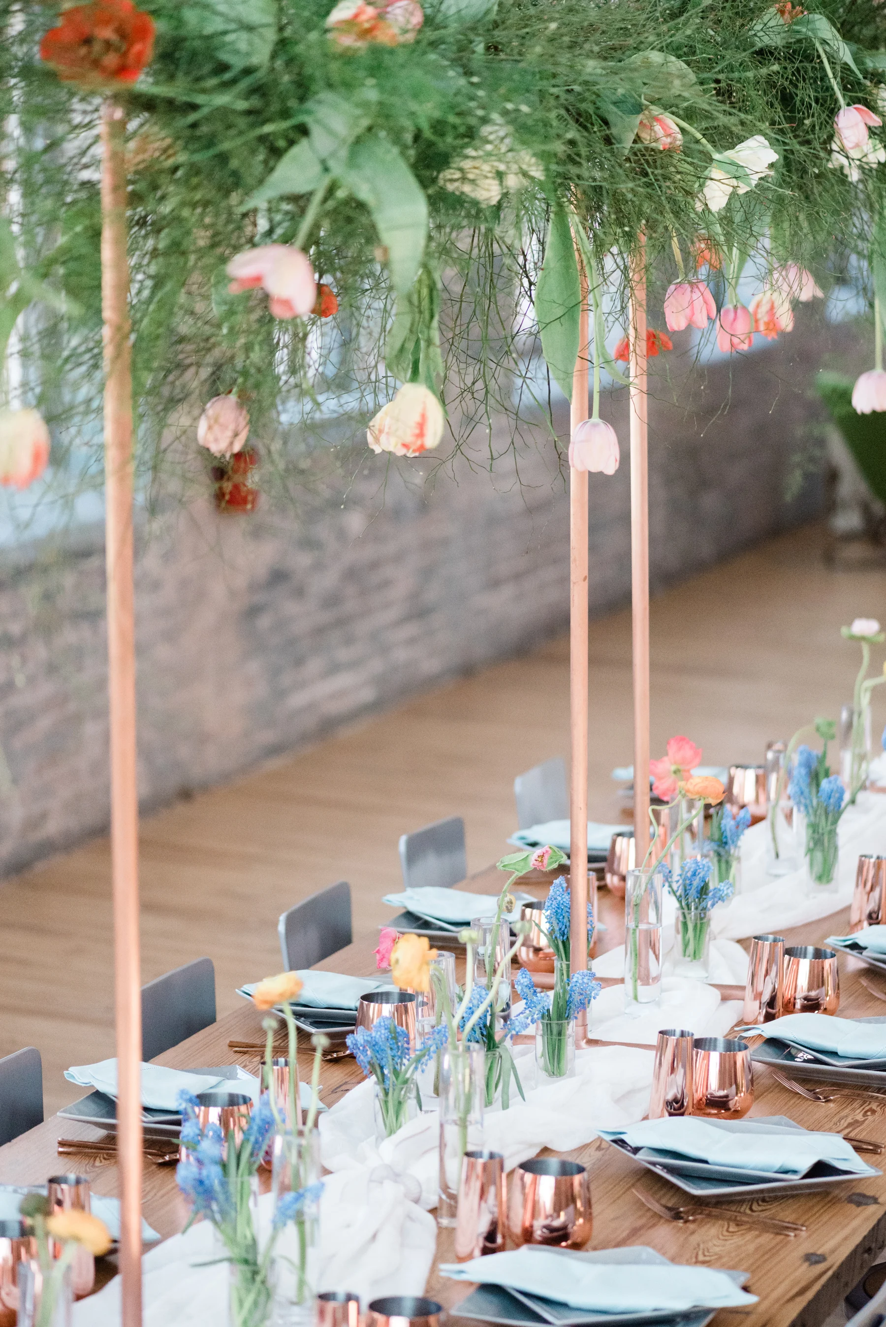 industrial_chic_copper_tulip_wedding_table_decor_mass_moca_hybl_fannin_design_8_1800.jpg
