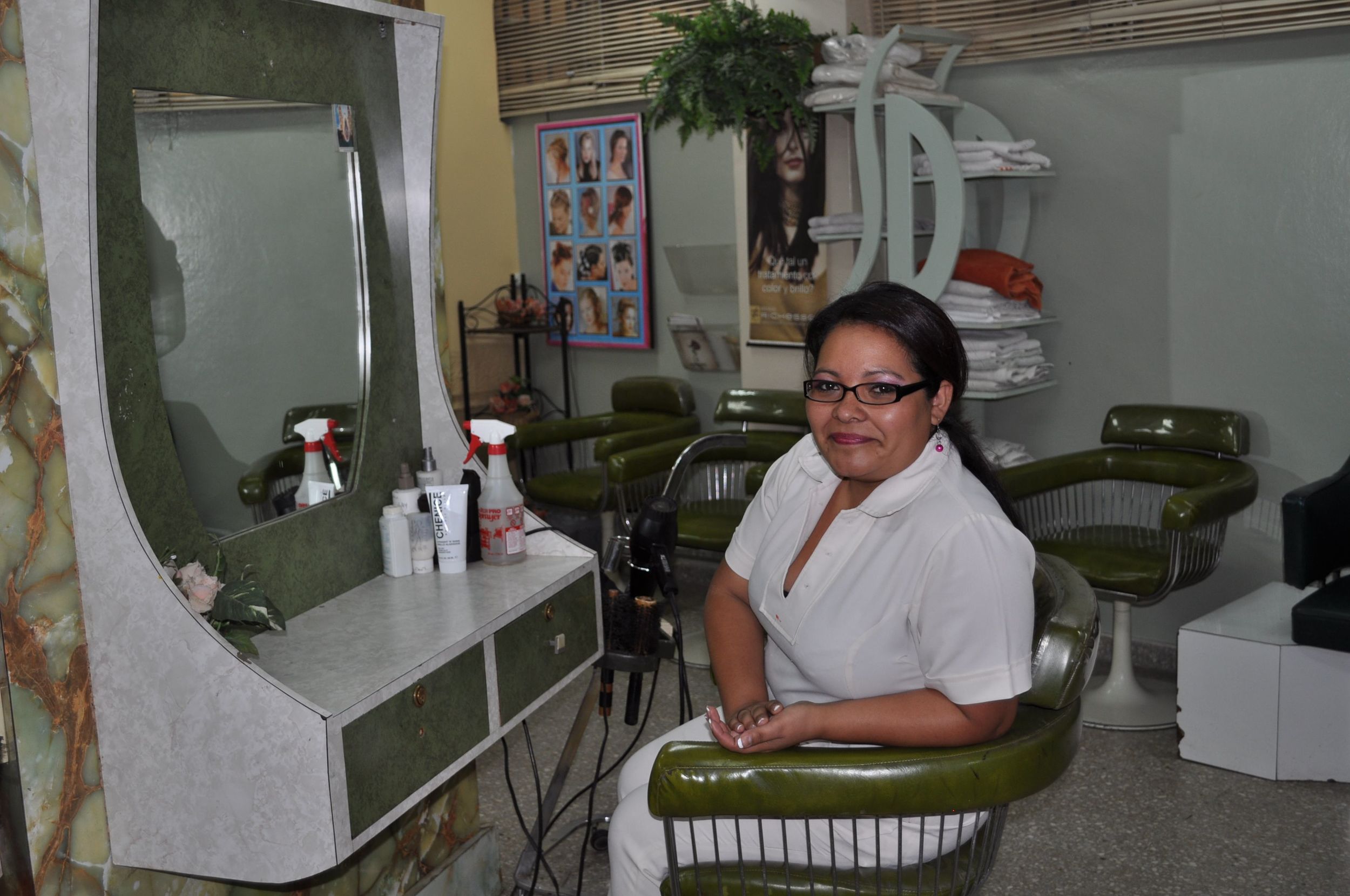  Emelina at her station at Maine Salon 2012 