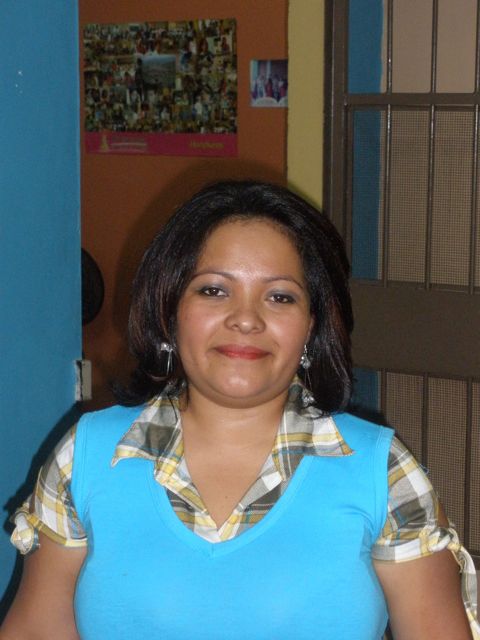  Emelina recently came for a visit to the Mi Esperanza center. 11-2010 