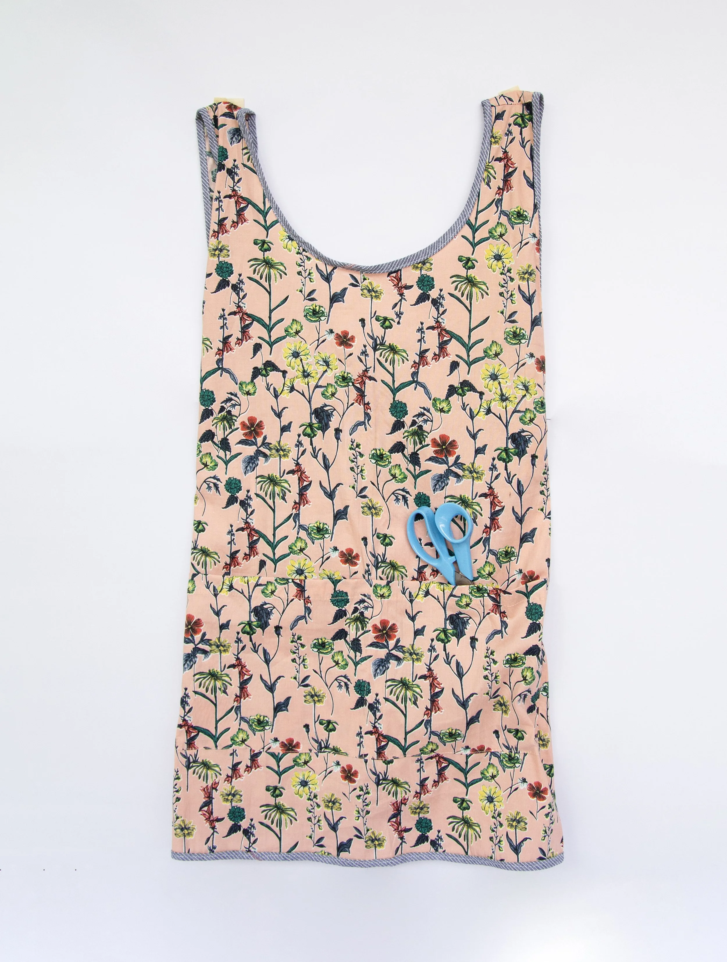 apron 2.jpg