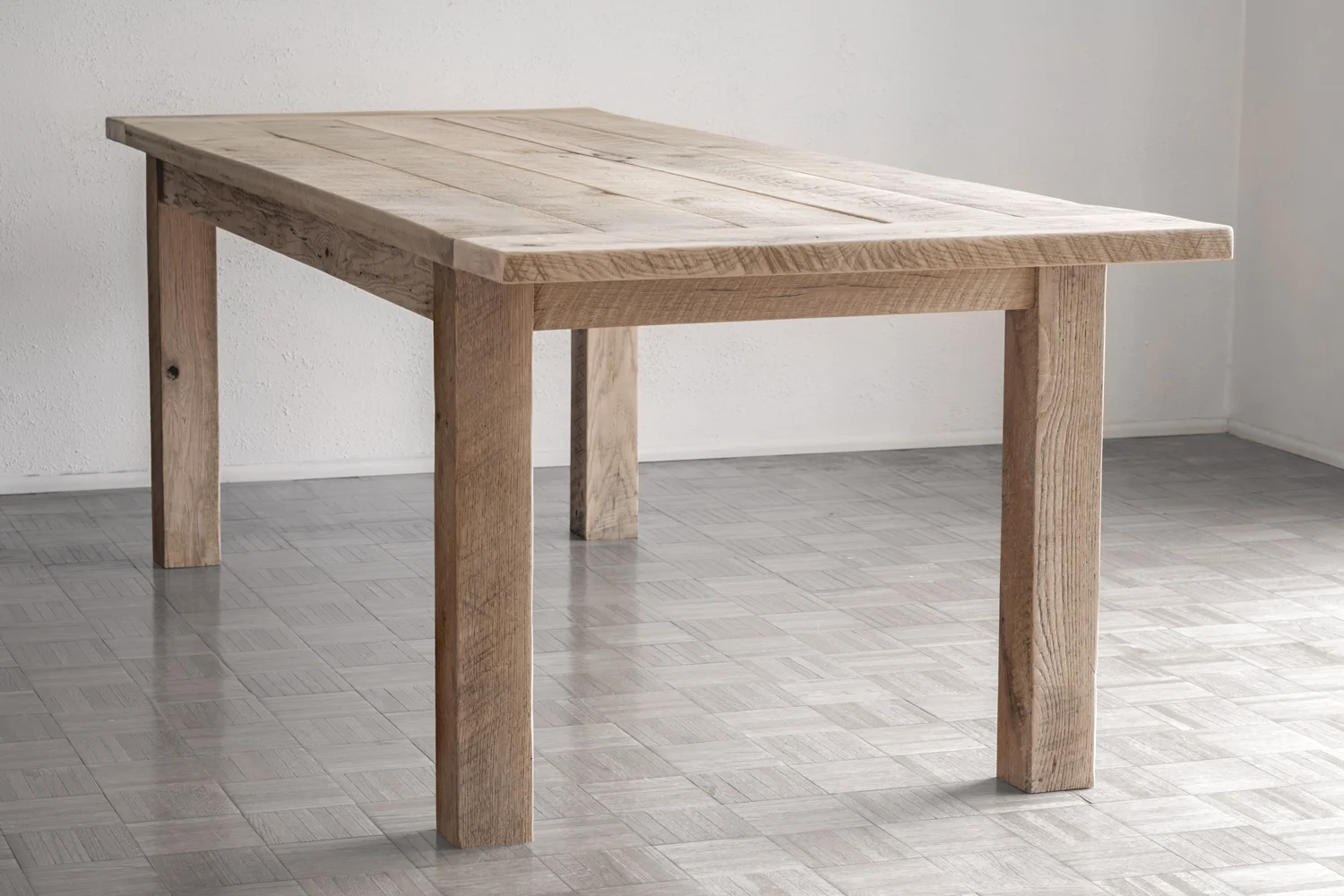 Classic Farm Table