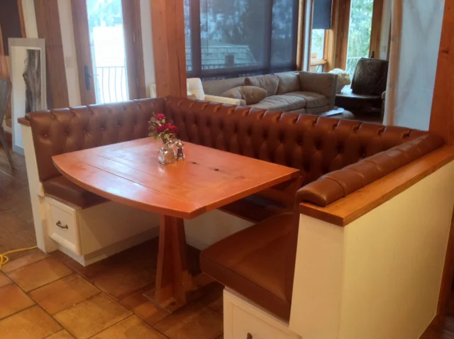 Aspen Booth Dining Area with Diamond Tufting