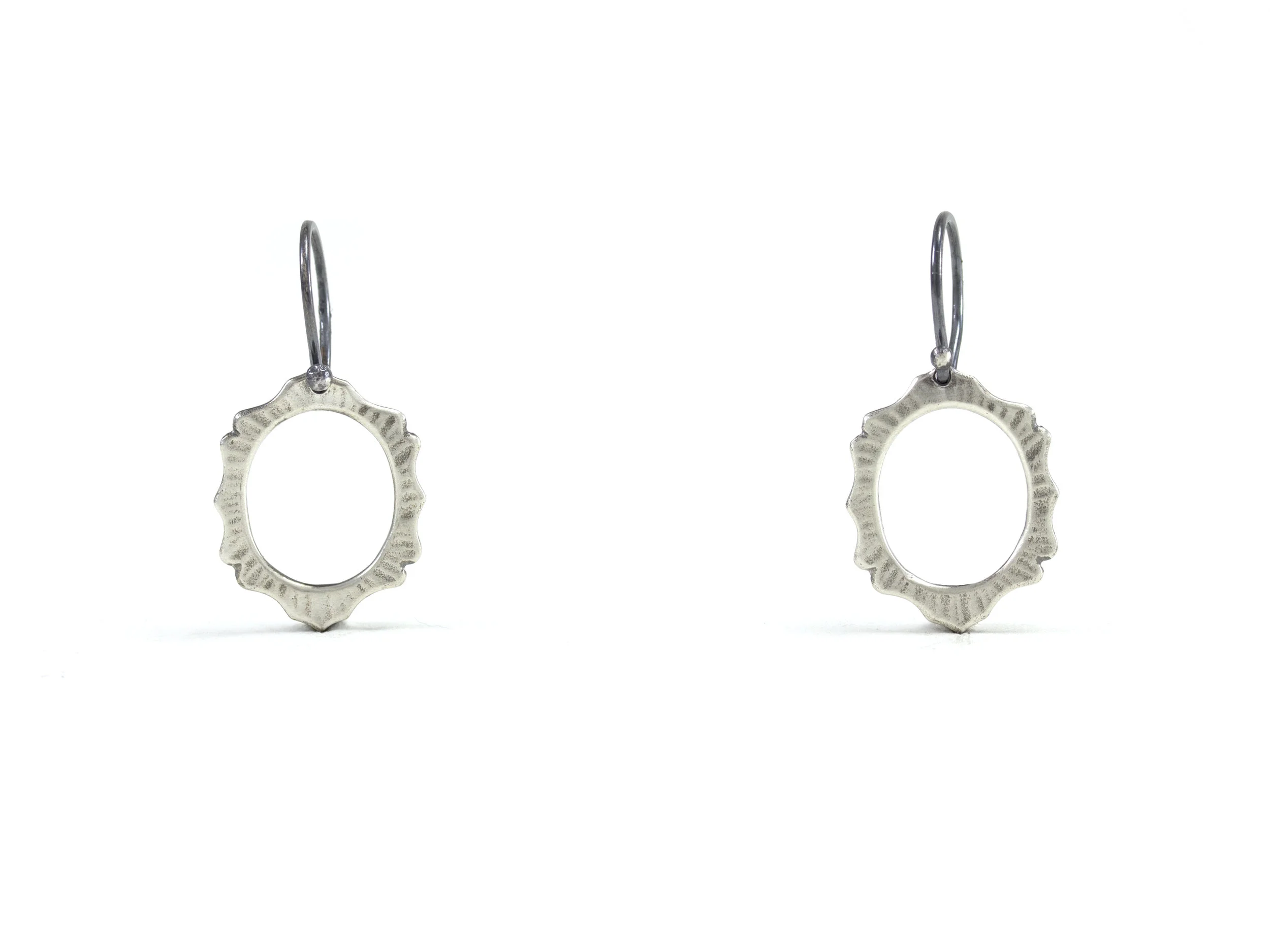 E149 small empty frame earrings.jpg
