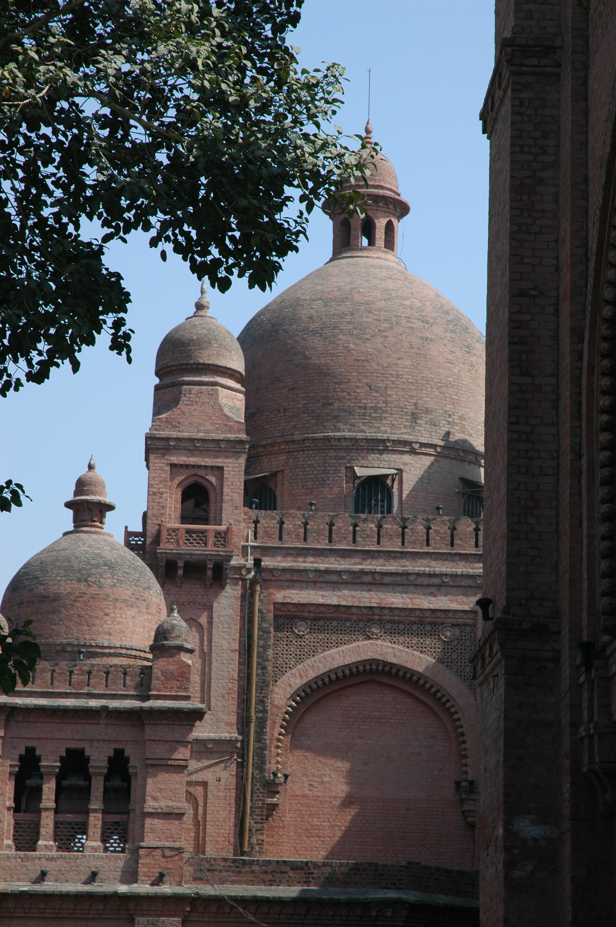  Lahore Museum from the National College of Arts 