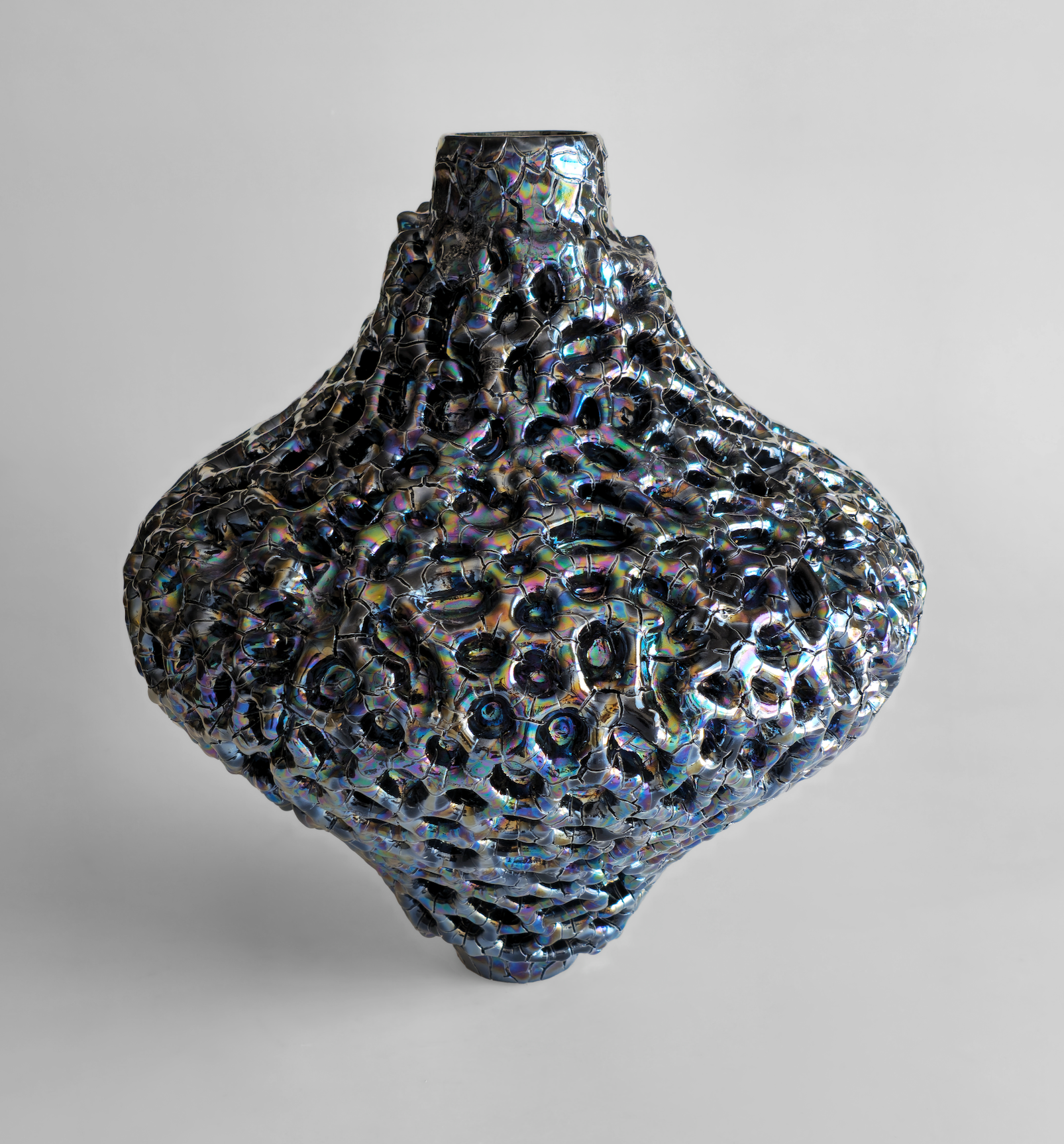  Luster Coral Moon Jar, created specifically for the Homo Faber Biennial 2026: An Island of Light organized by the Michelangelo Foundation and directed by artist and designer Es Devlin.  