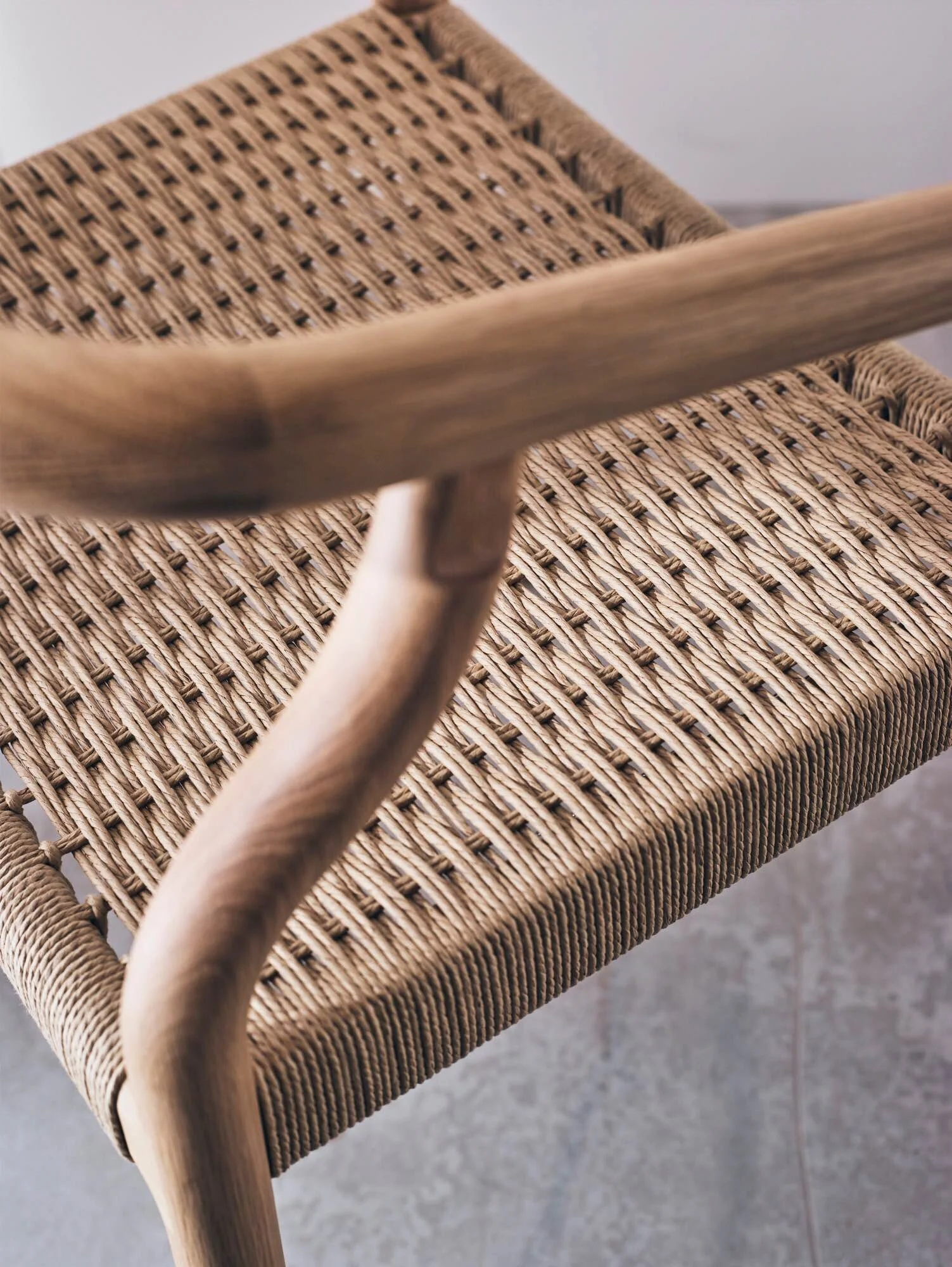 cenzo-furniture-loop-chair-4