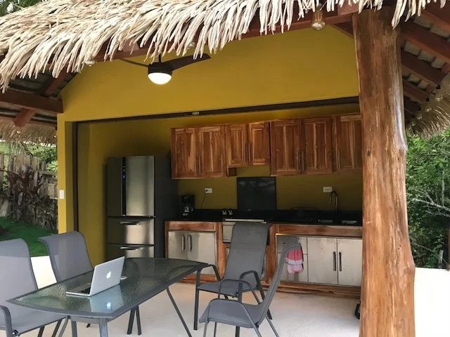 PANAMA HOUSE_10 KITCHEN.jpg