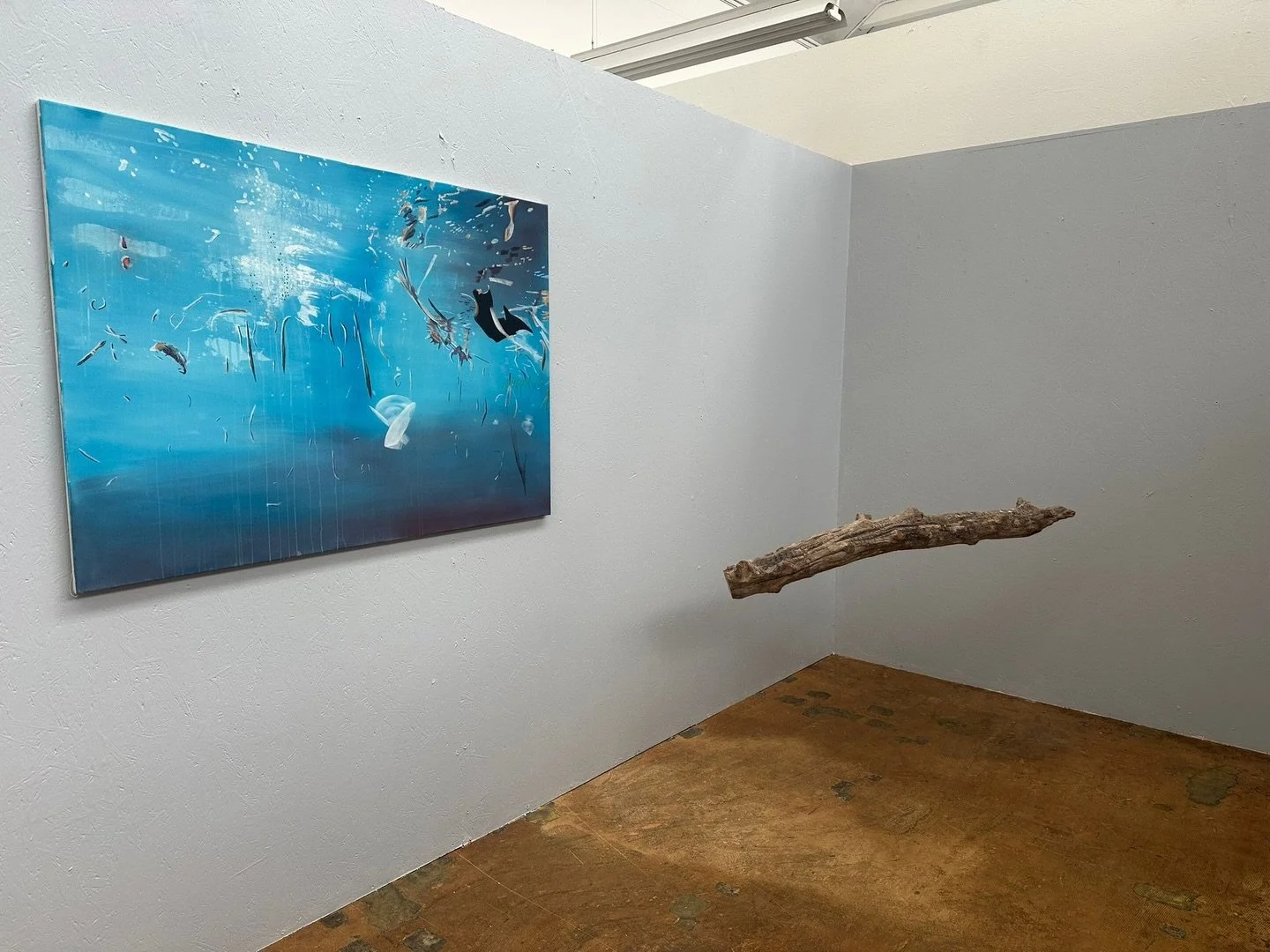 &bdquo;Silent Echoes&ldquo; - Felix Brunner&lsquo;s Ausstellung. @claudiajolles @felixphilippbrunner #water #natur #sightseeing #worb #switzerland🇨🇭