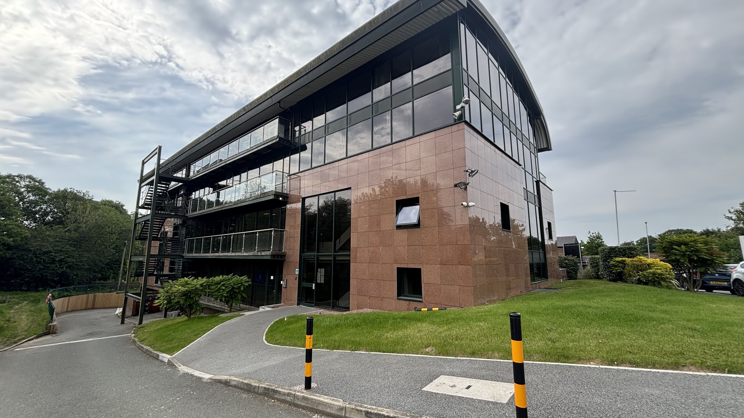 BUILDING EXTERIOR 1.jpg