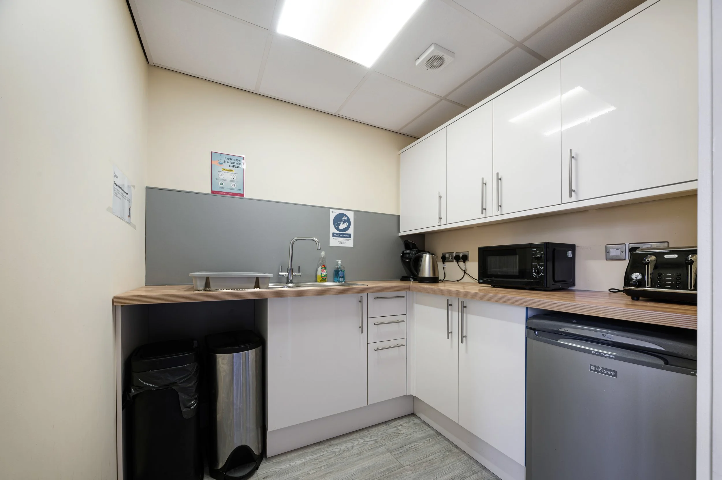 Kitchen first floor.jpg