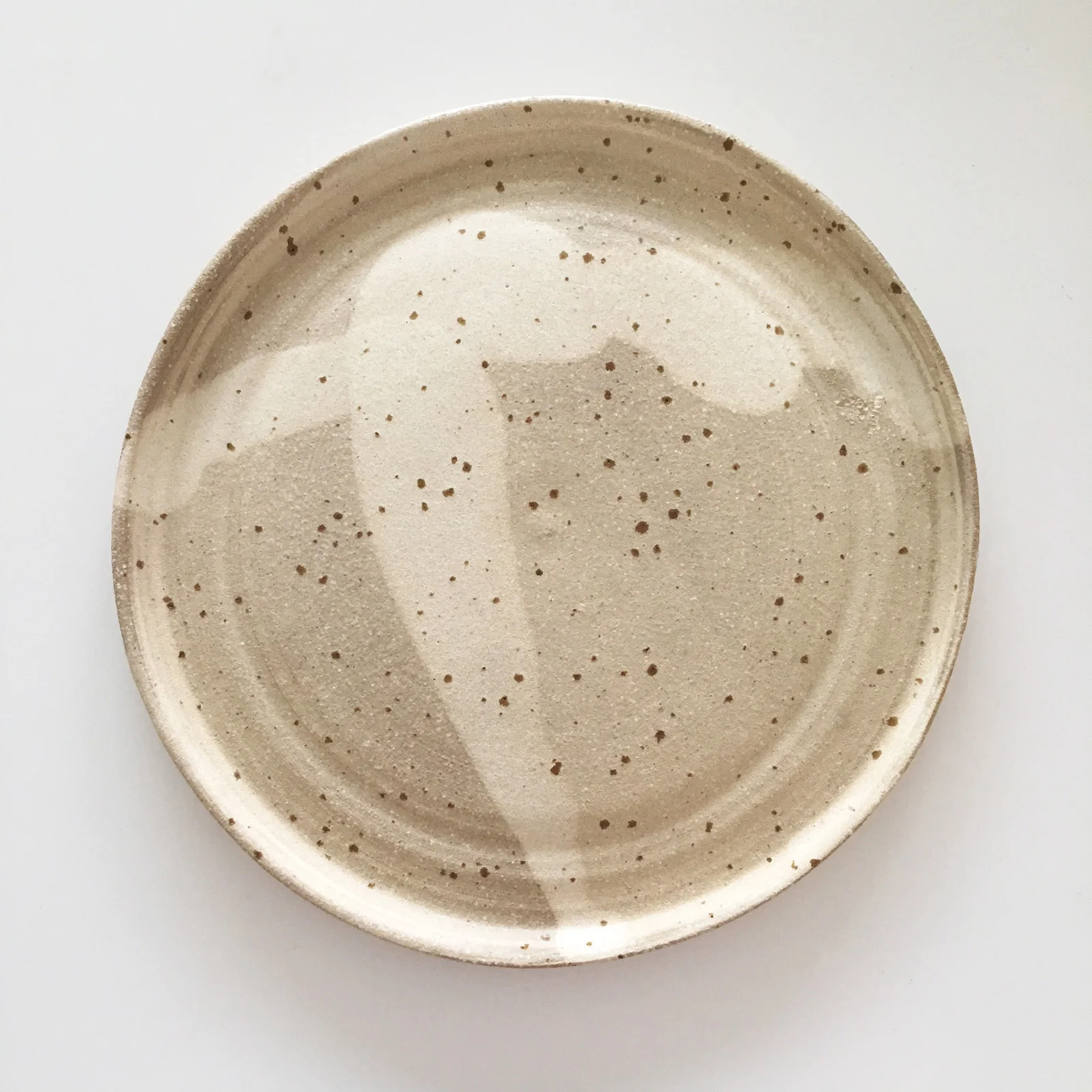 large offwhite plate 1.jpg