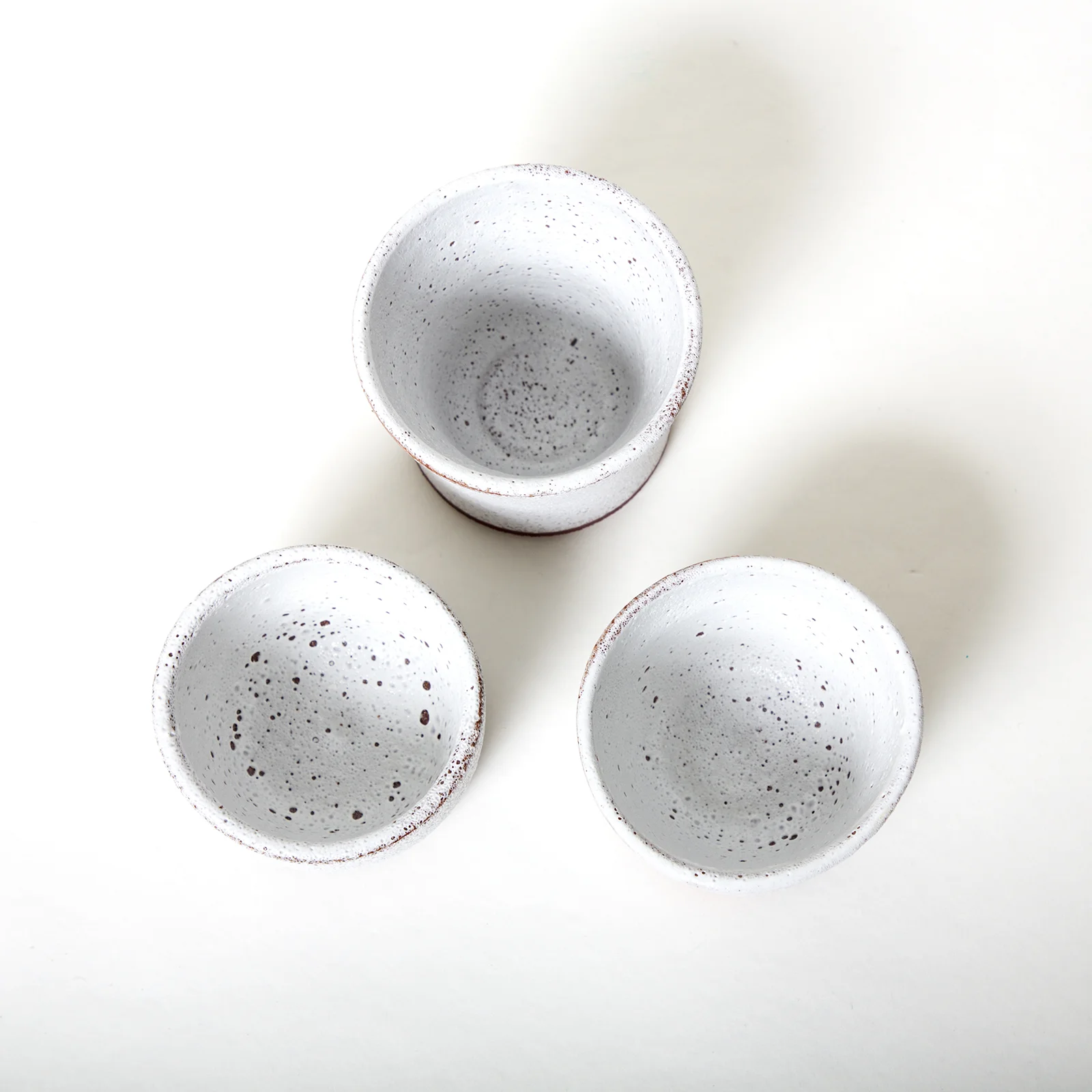 white beakers 5.jpg