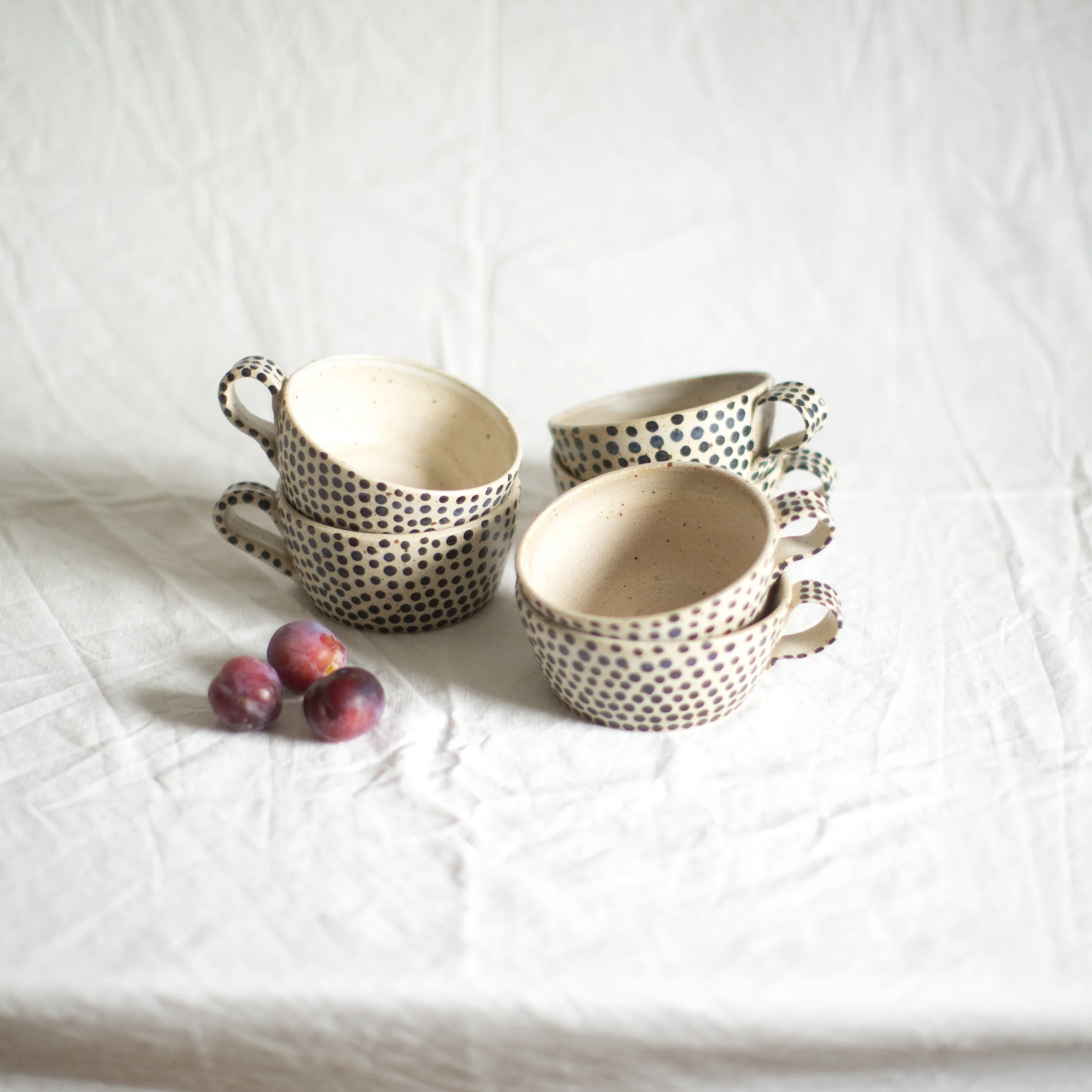 black dotted mugs 12.jpg