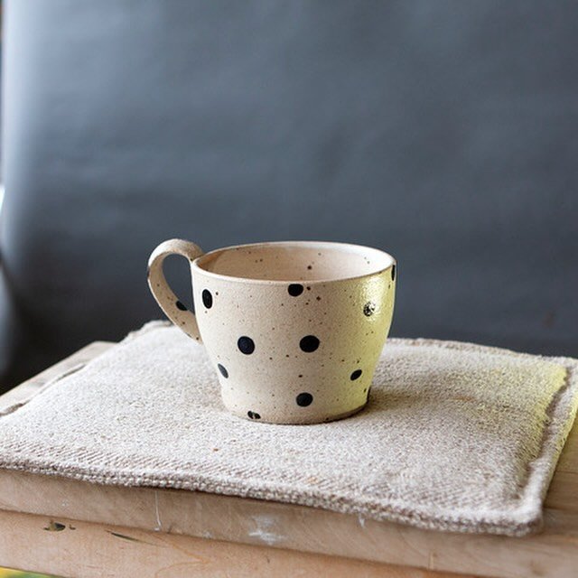 Happy Tuesday - new custom made mugs available, blue polka dots, ivory glaze inside. Making time 4 weeks plus shipping. It is more classical black pattern and I have used cups in my own kitchen with similar pattern. You can order on my own site and a
