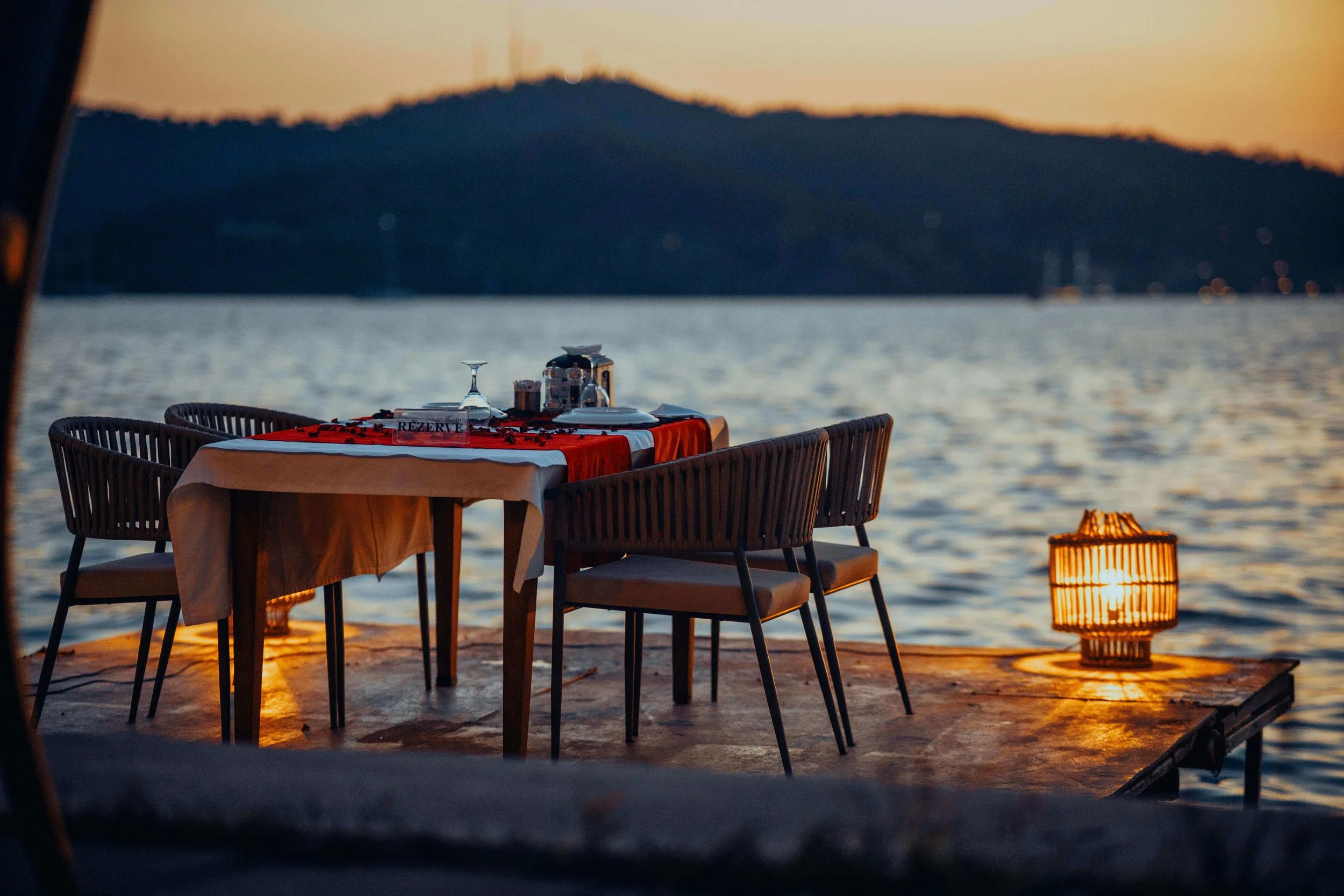 Waterfront restaurant experience in Kittery Maine