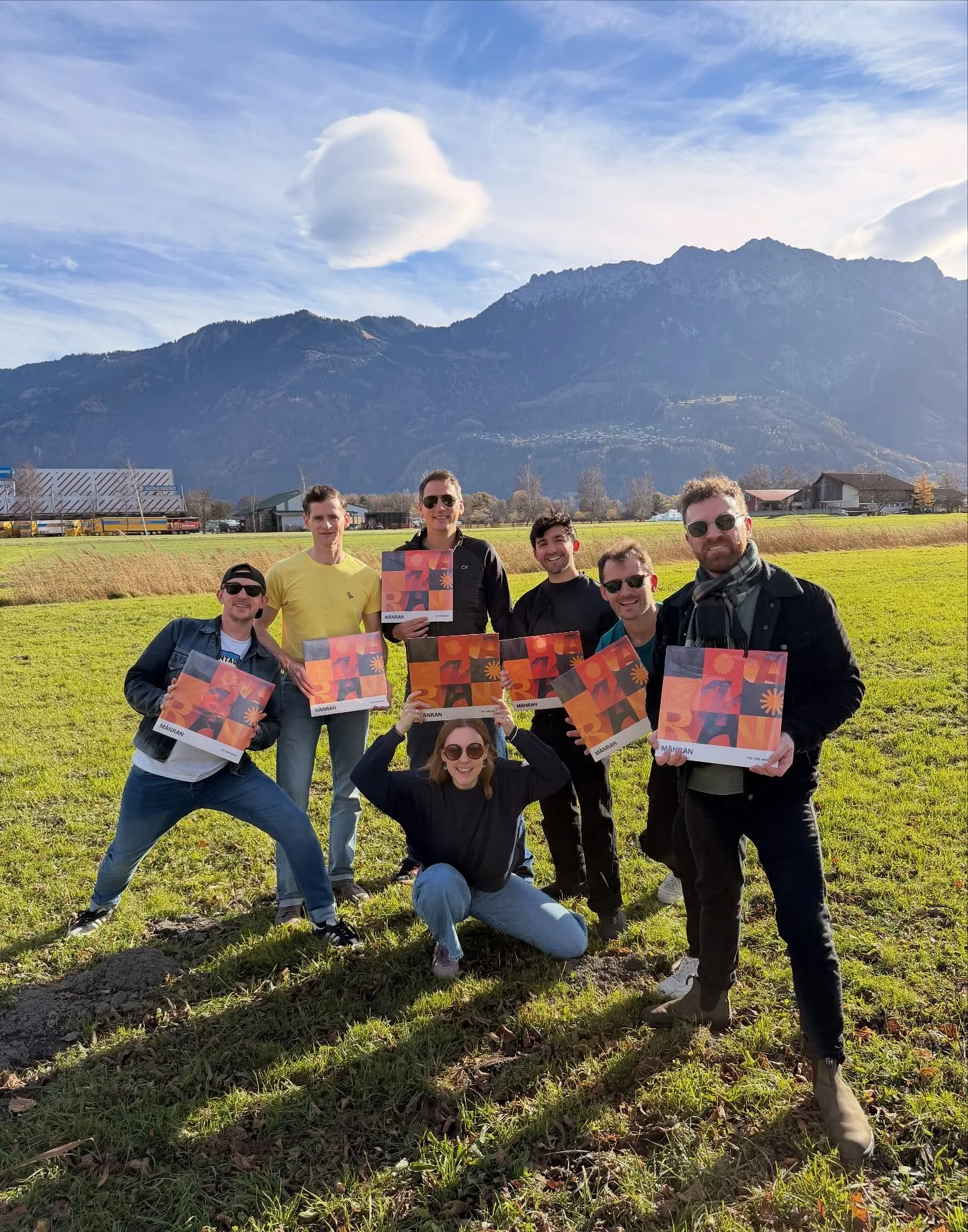 In love with our first ever VINYL! Have you got your copy yet? Get your order in and we&rsquo;ll make sure Santa gets it to you by Christmas 🎅

TO THE WIND is up for album of the year at this year&rsquo;s Trad Awards. Voting closes tonight. Kim, Gar