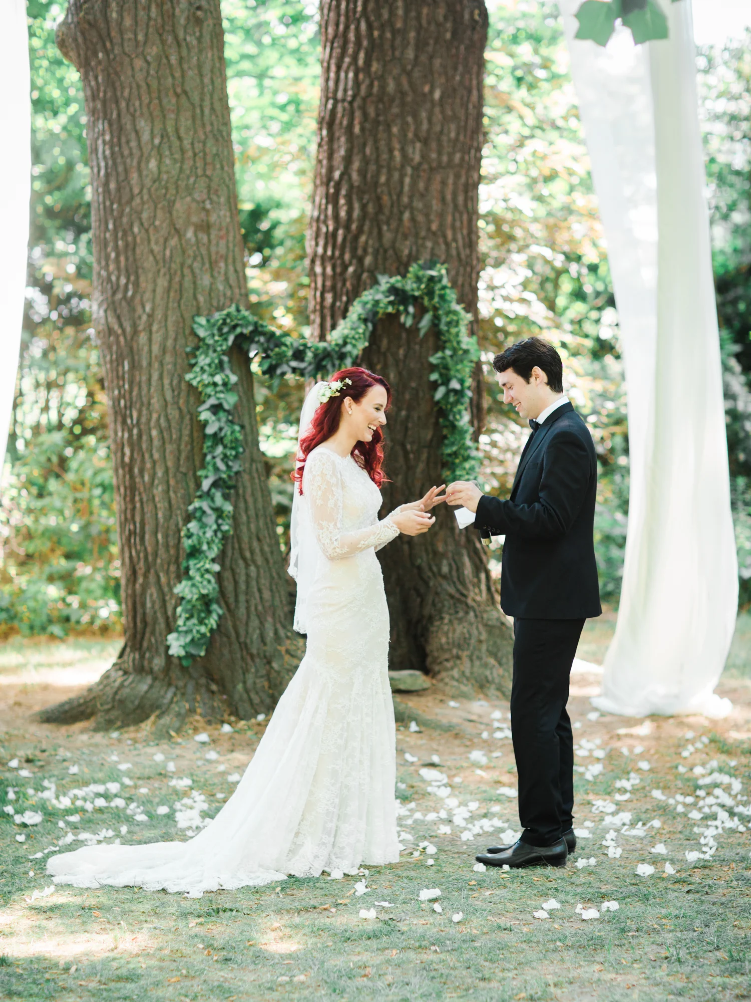 Top-Niagara-Wedding-Photographer-50-26.jpg