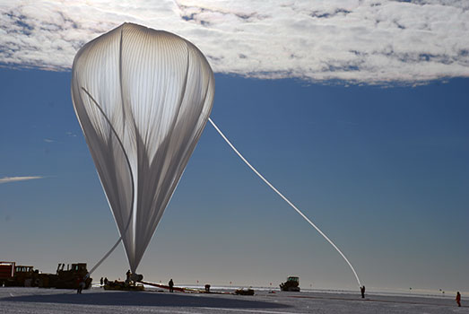  Long duration balloon launch in McMurdo, Antarctica 