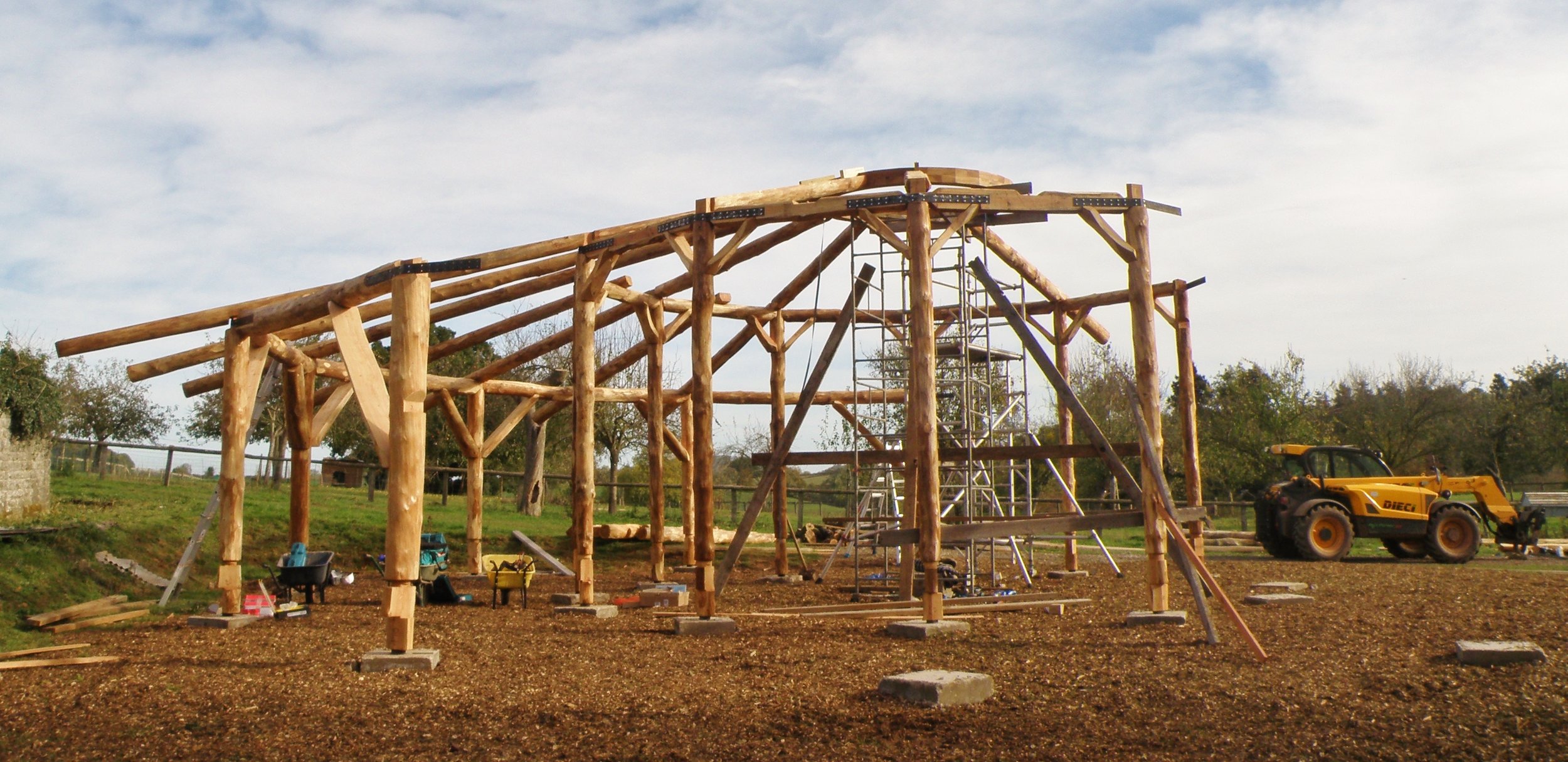 roundhouse construction timber framing larch timber frame bristol green carpentry longlands farm.JPG
