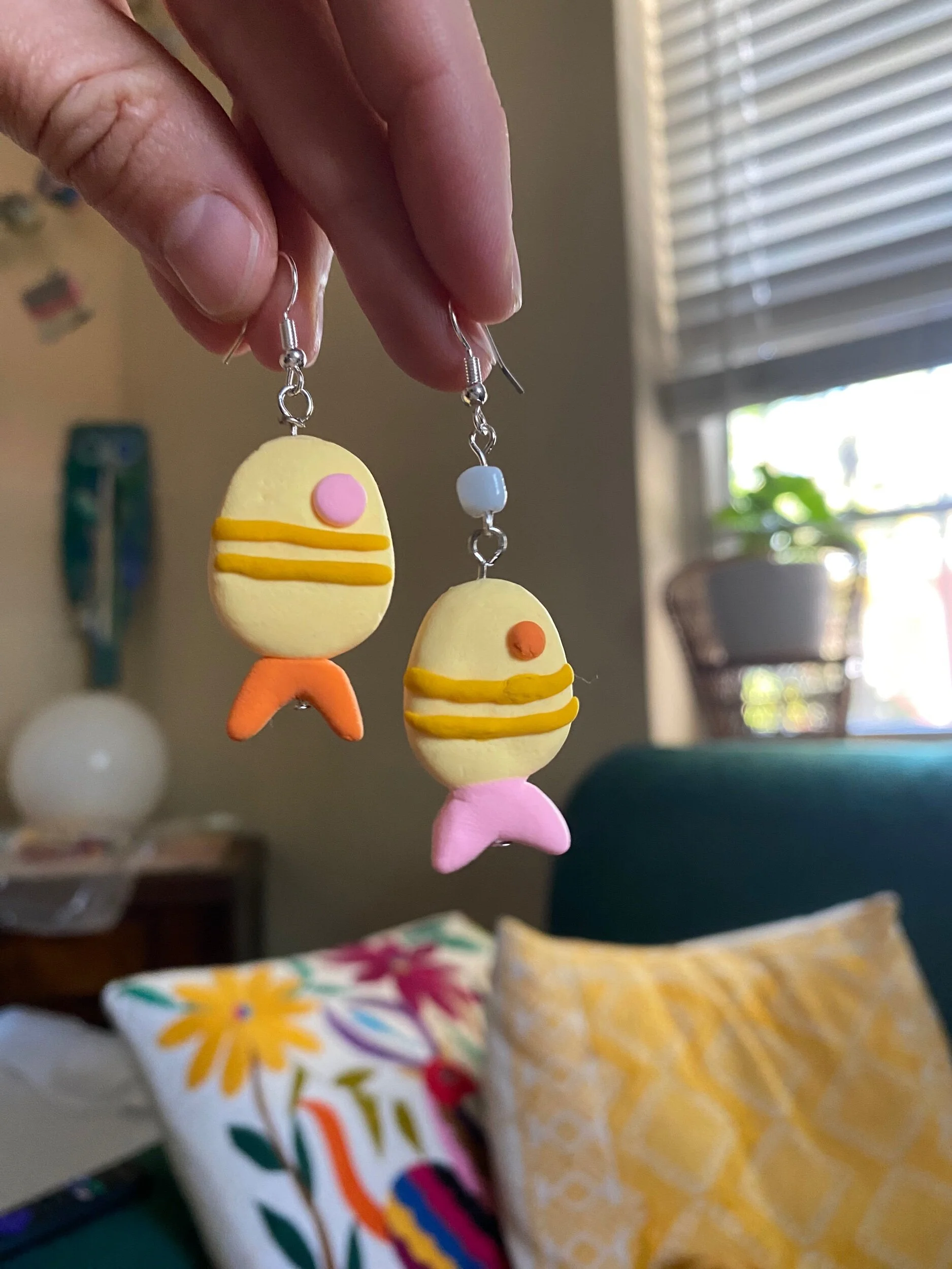 06DF3621-A33A-47AB-ABE9-7FBB743D8A42