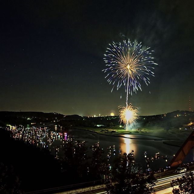 Our favorite holiday of the year is sneaking up quick! We have a few spots still available so give us a call at 512-766-WAKE to book a trip and make this 4th of July one to remember🇺🇸