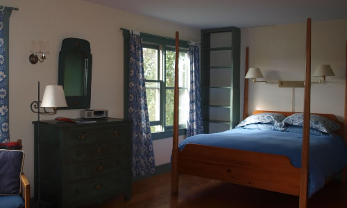 Craftsbury Getaway aka Writer's Retreat 1769 Creek Rd, POB 29 Craftsbury Comm VT 05827 Phone: (802) 586-7733 Email: jshipley@pshift.com