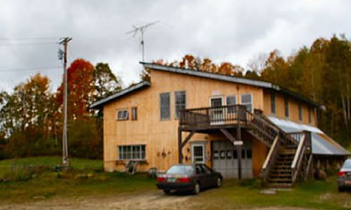 The Music Box Box 147 Creek Road Craftsbury VT 05826 Phone: (802) 586-7533 Email: themusicboxvt@ yahoo.com