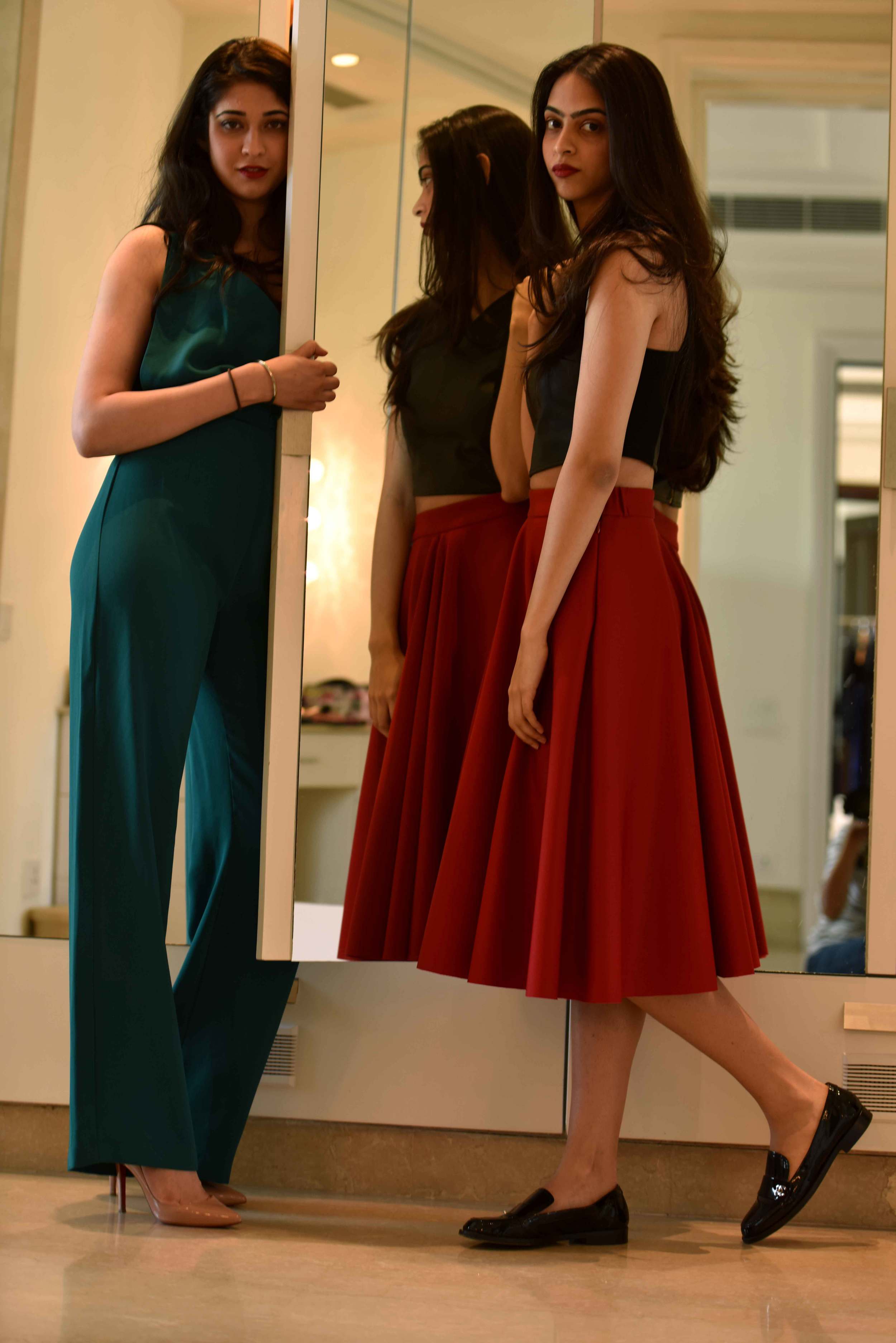 The jumpsuit and the full skirt are trend this fall! Image©gunjanvirk