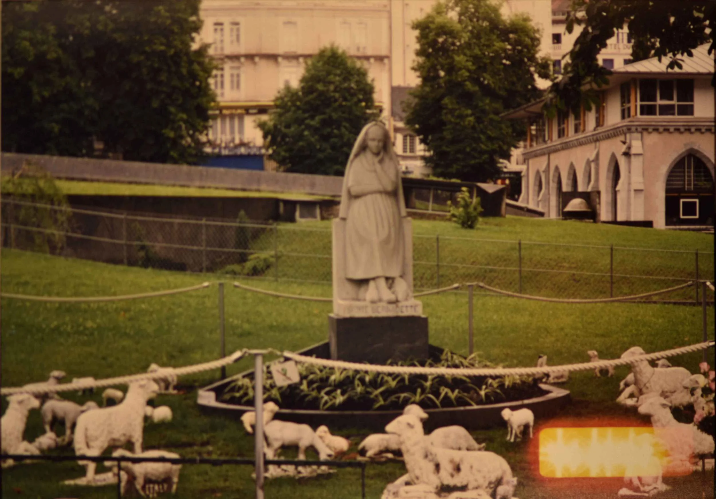 Lourdes Sanctuary, France. Image©sourcingstyle.com