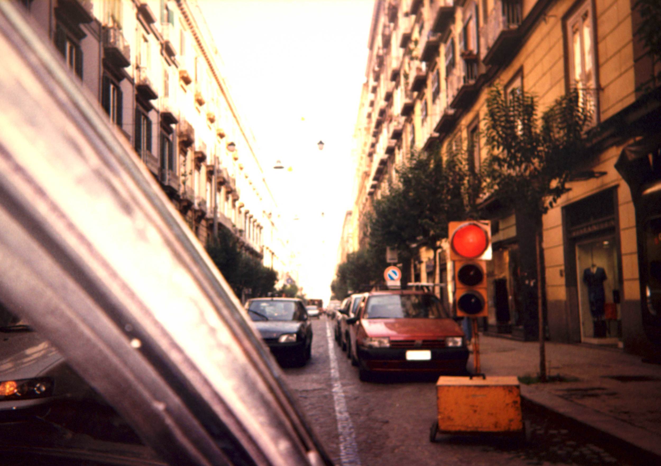 Traffic signal, Naples, Italy. Image©sourcingstyle.com