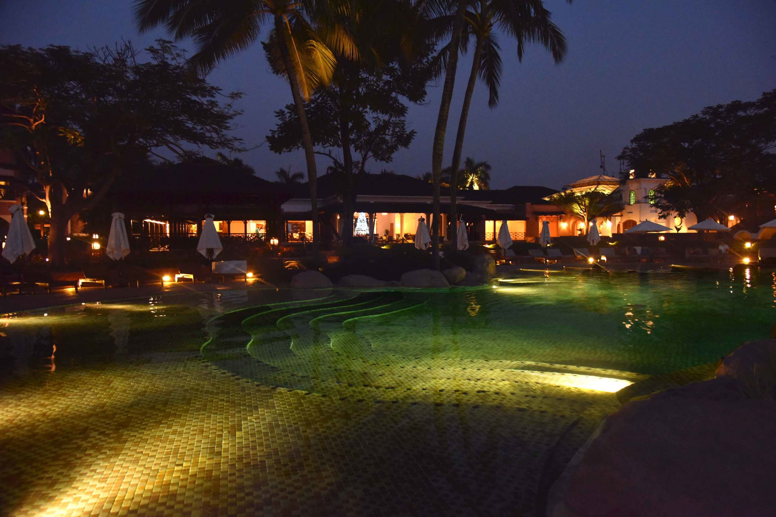 Adult pool at the Park Hyatt Hotel, Goa, image©sourcingstyle.com.
