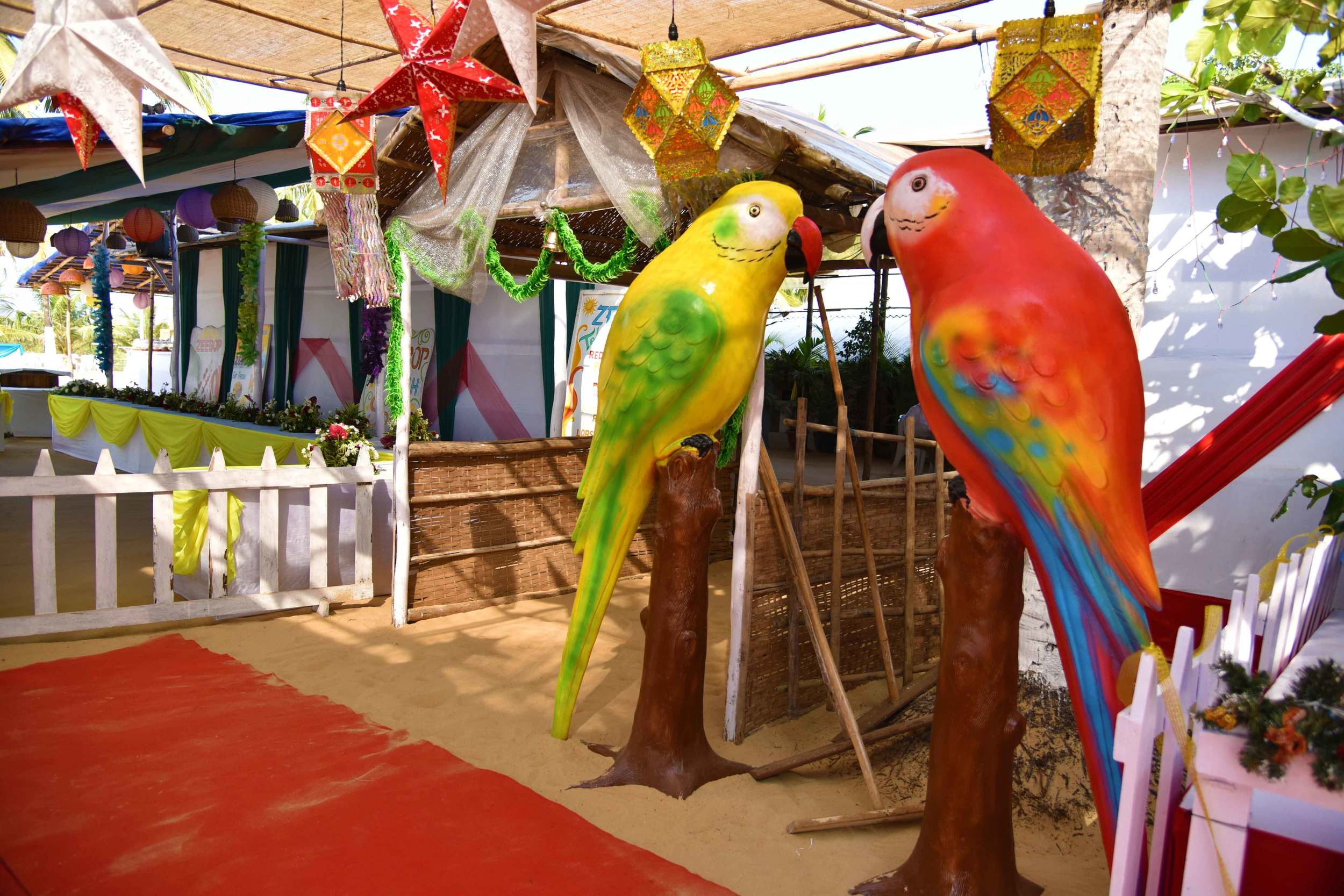 Zeebop by the sea, restaurants next to Park Hyatt Hotel, Goa, image©sourcingstyle.com.
