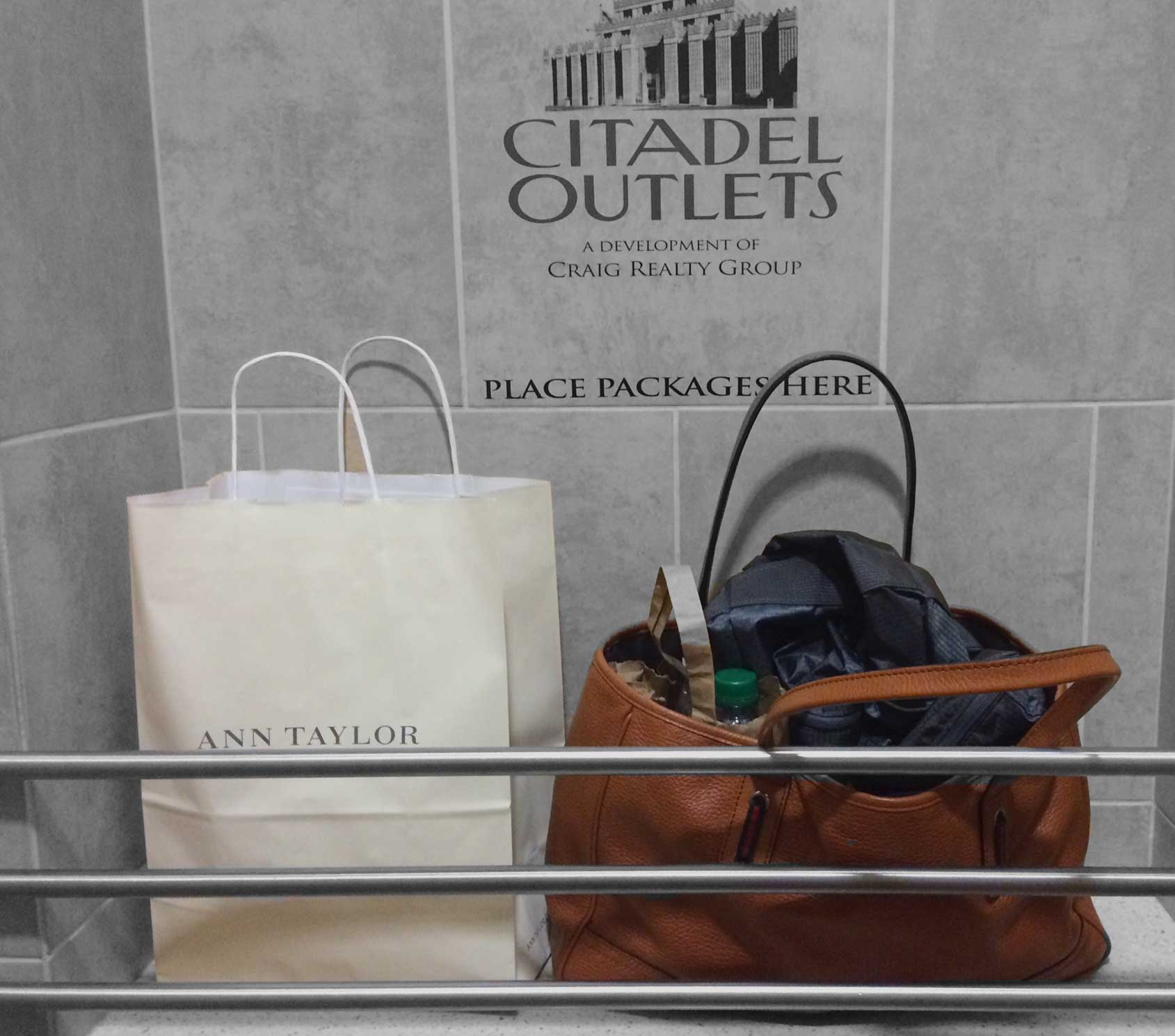 I like that there is place in the restrooms to rest your shopping bags! Citadel Outlets, LA, CA, USA. Image©gunjanvirk
