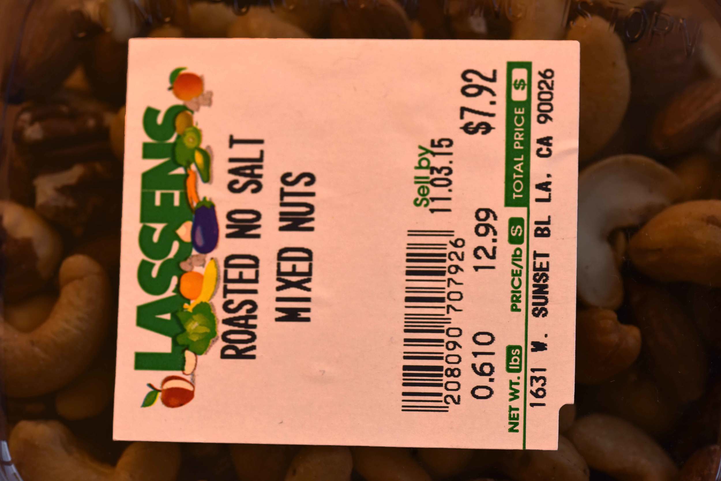 Roasted mixed nuts from Lassens. Image©gunjanvirk