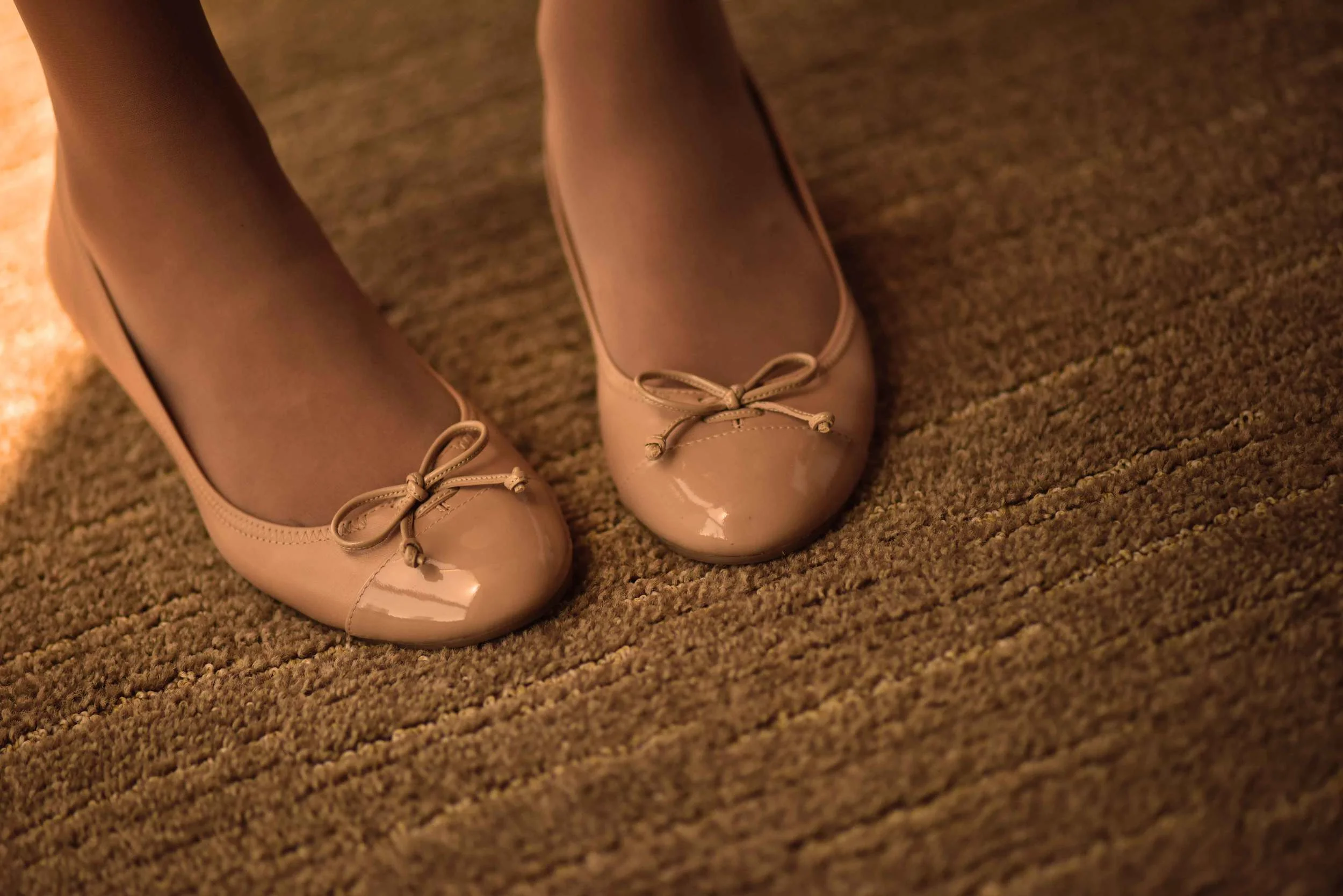 Nude color Cole Haan sandals. Image©sourcingstyle.com