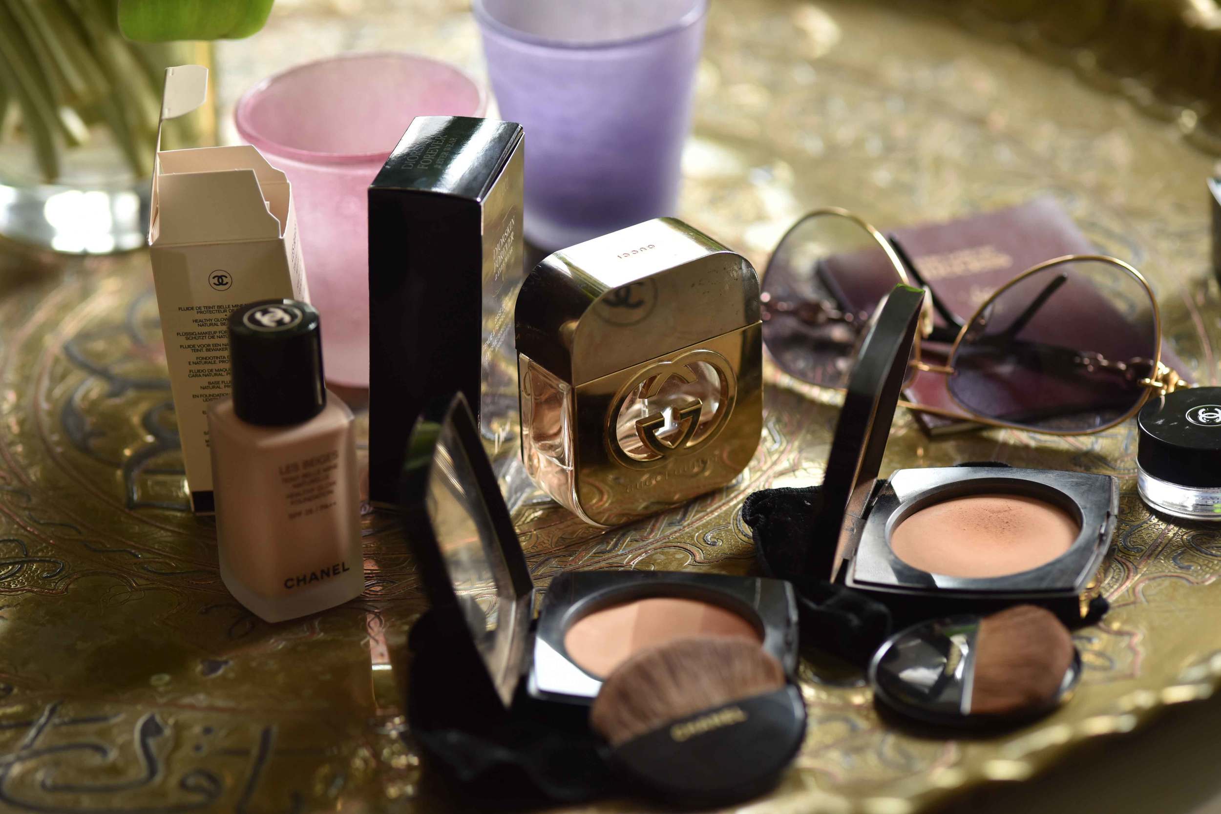 Make up from Chanel, Dior, Gucci perfume, Gucci sunglasses. Image©sourcingstyle.com, Photo: Nicola Nolting.