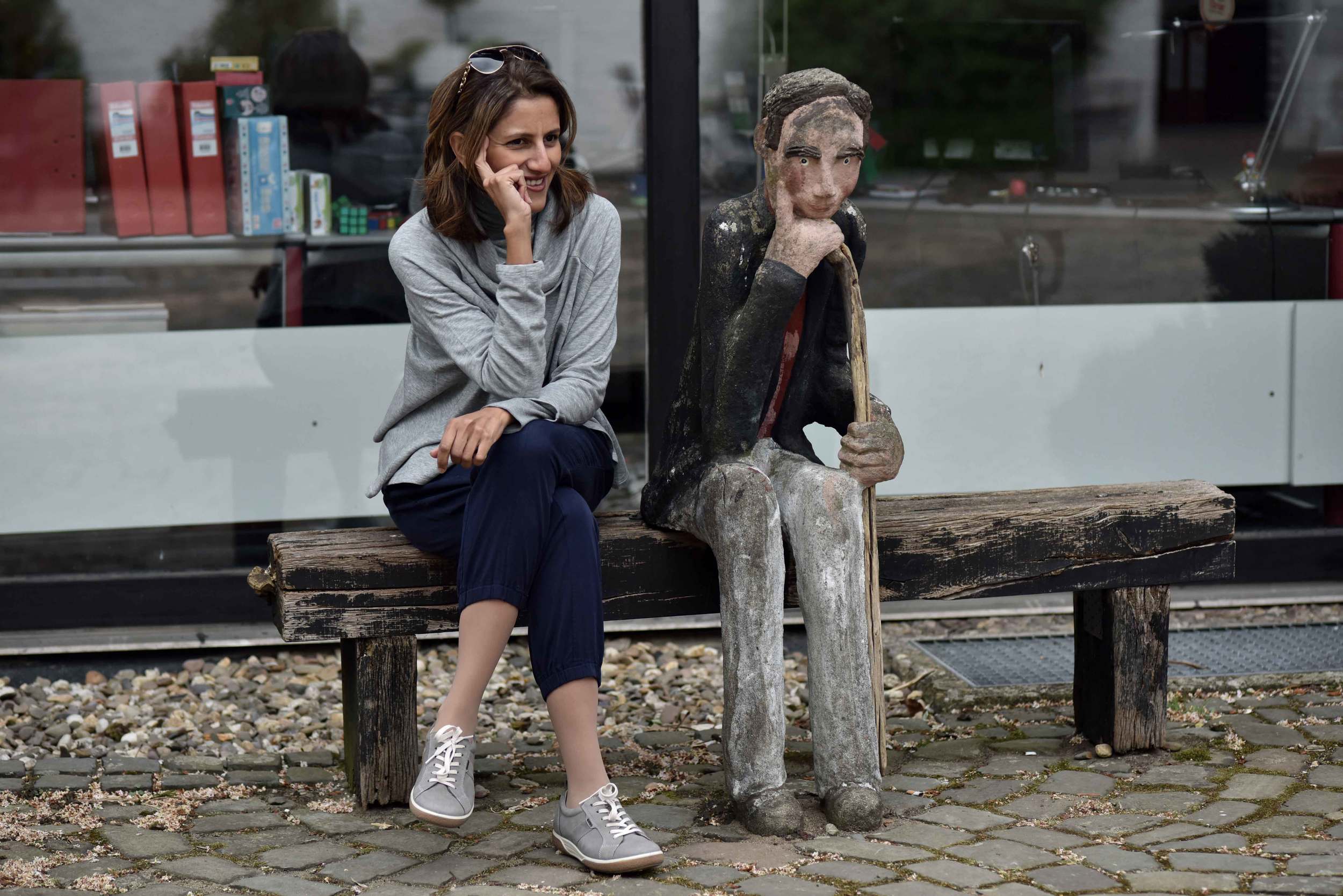 Deep thinkers! Eileen Fisher Cropped Tapered Lightweight Tencel Twill Pants in Midnight, Eileen Fisher Funnel Neck Drapey Tencel Terry Cropped Top in Moon. Image©sourcingstyle.com, Photo: Nicola Nolting