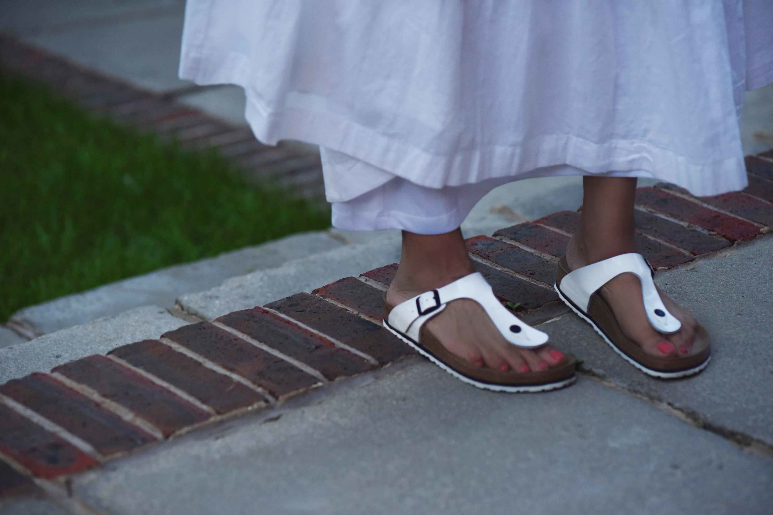 Birkenstock slipper, image©sourcingstyle.com