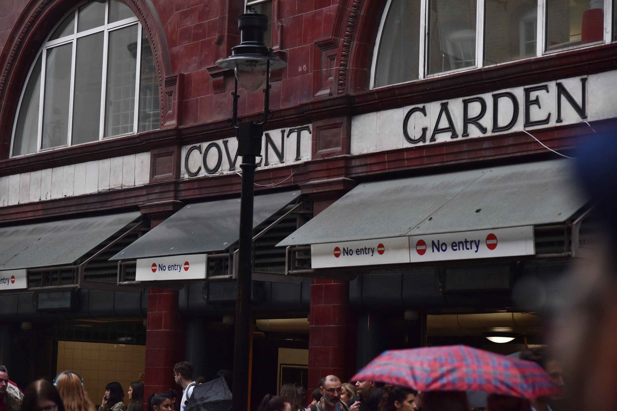 Covent Garden underground station, tube station, London, UK. Image©sourcingstyle.com