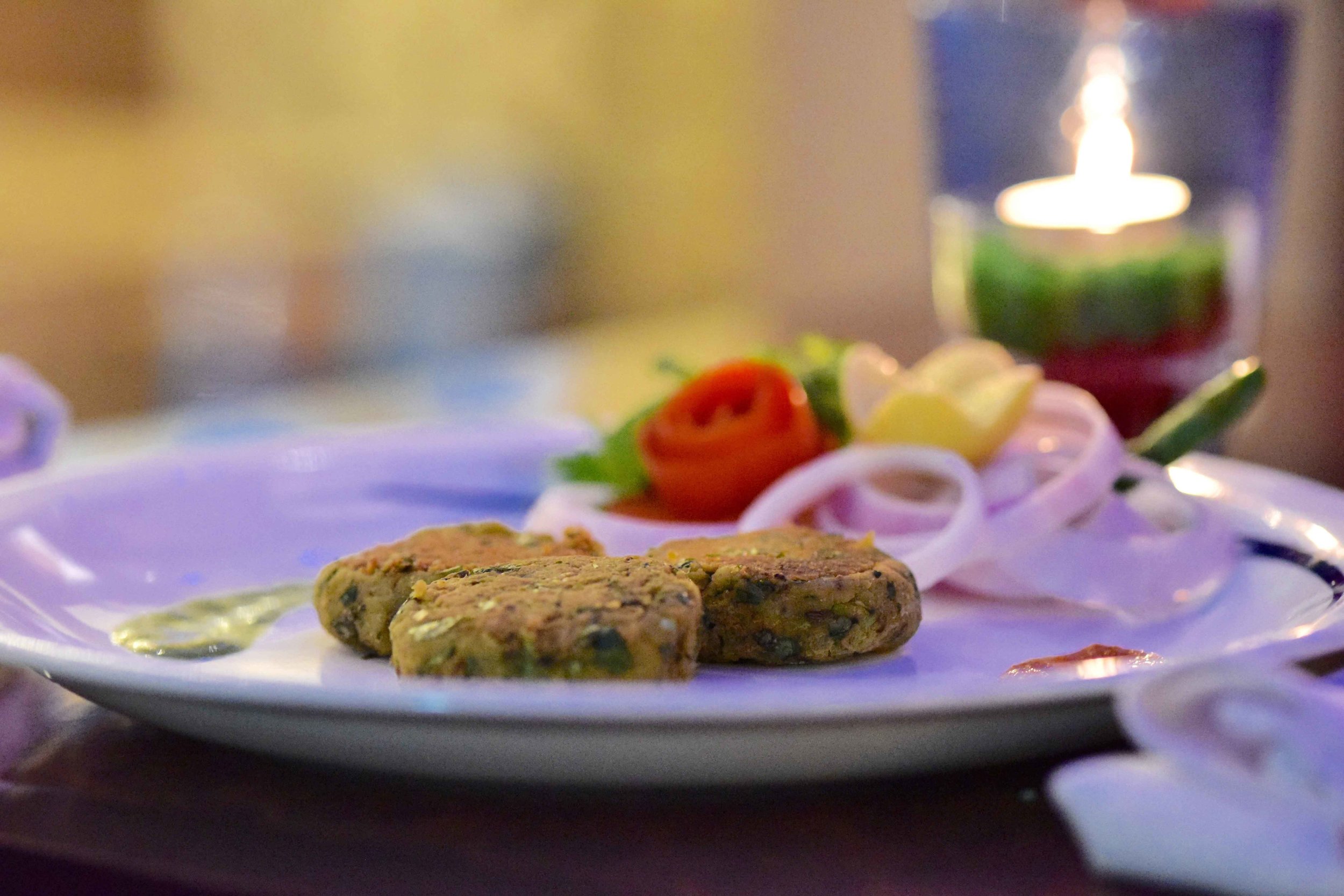 Radisson Blu Hotel, Kabab Factory, Ranchi, Jharkhand, India. Image©sourcingstyle.com.
