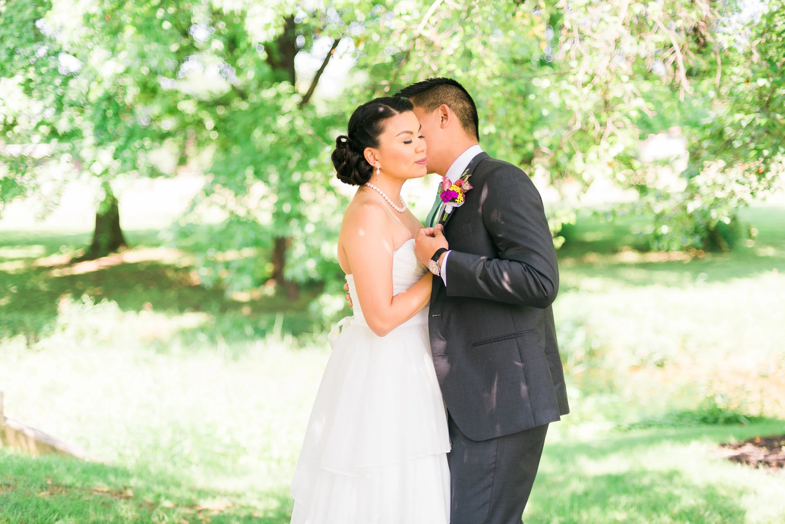 Lancaster, PA Barn Wedding Photography: Dennis &amp; Evangeline