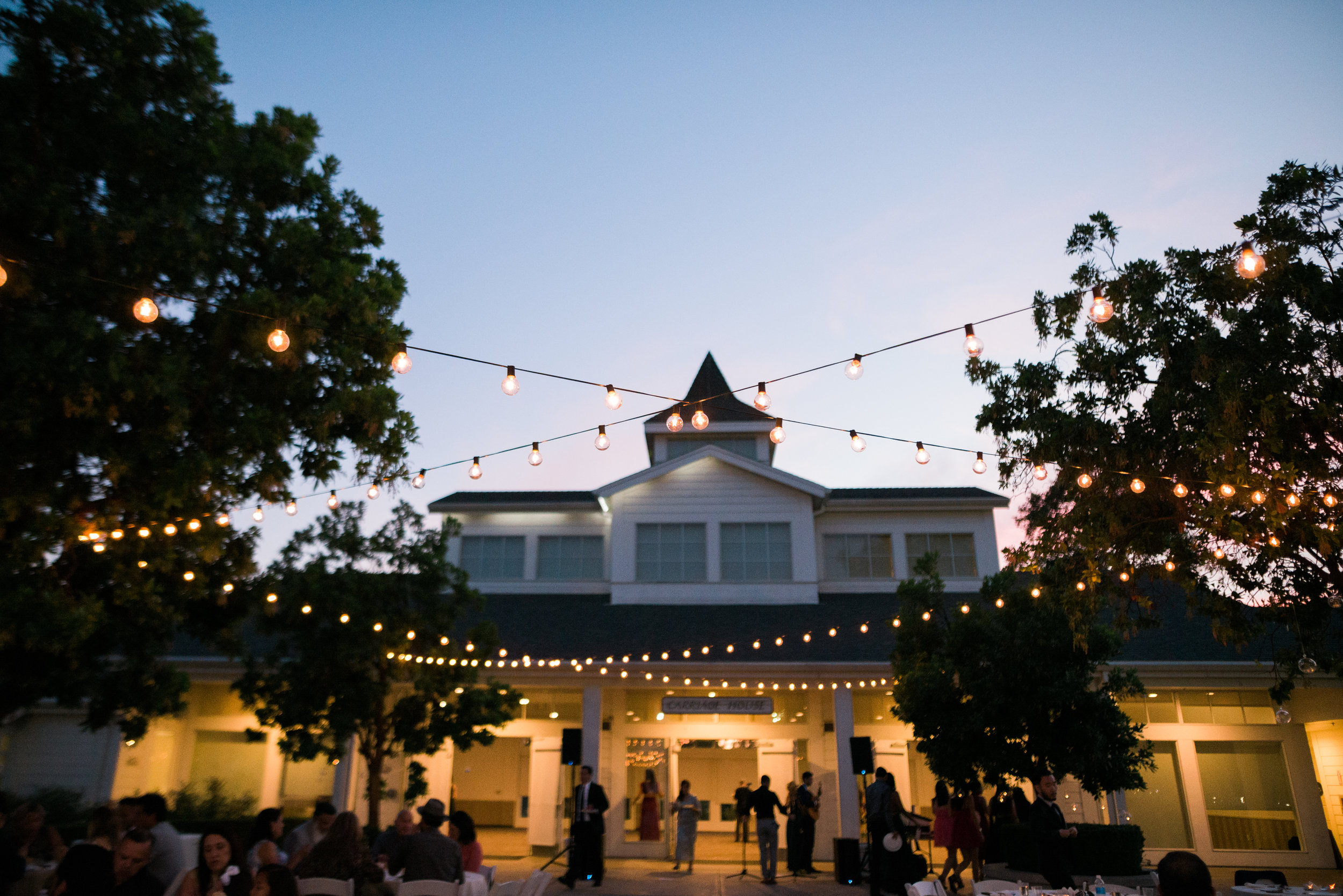 riverside-southern-california-wedding-photographer-ica-images-succulent-decorations-green-gold-twinkling-lights