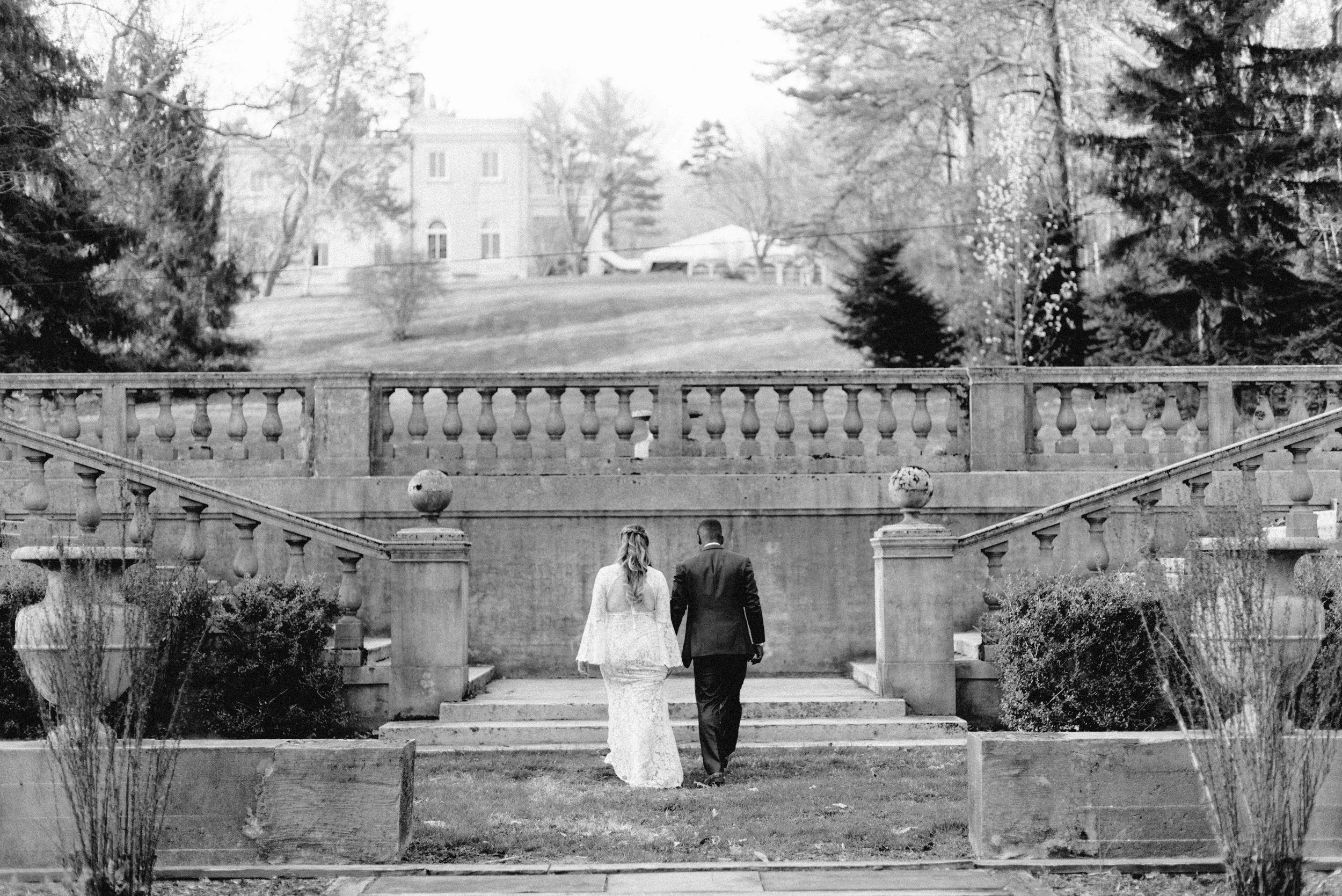Strong Mansion at Sugarloaf Mountain, MD wedding: James + Claire