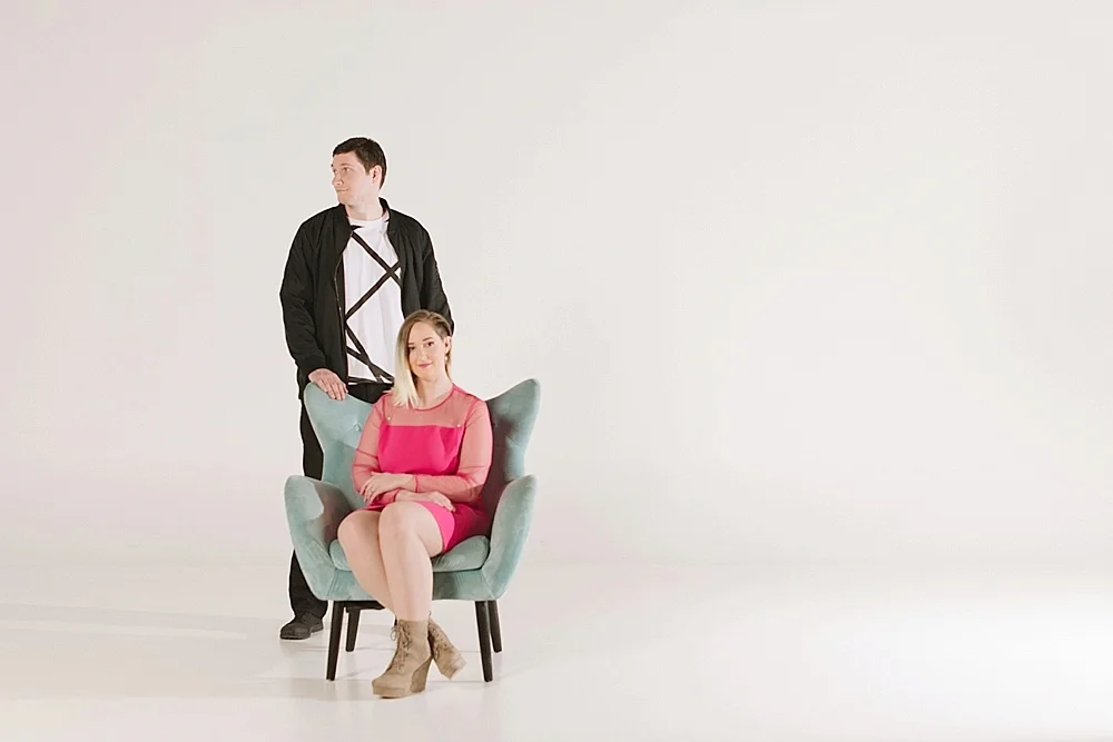 virginia-photographer-confetti-engagement-session-wedding-photographer