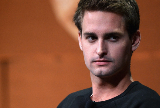 Snapchat's Spiegel to Investors: We Have 8 Billion Video Views a Day - Bloomberg Business