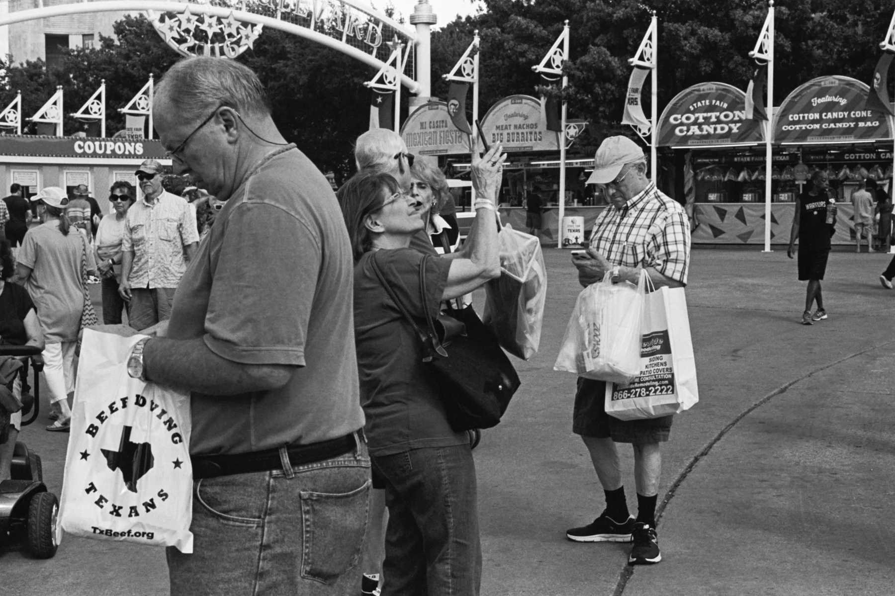 phones state fair (1 of 1)-2.jpg
