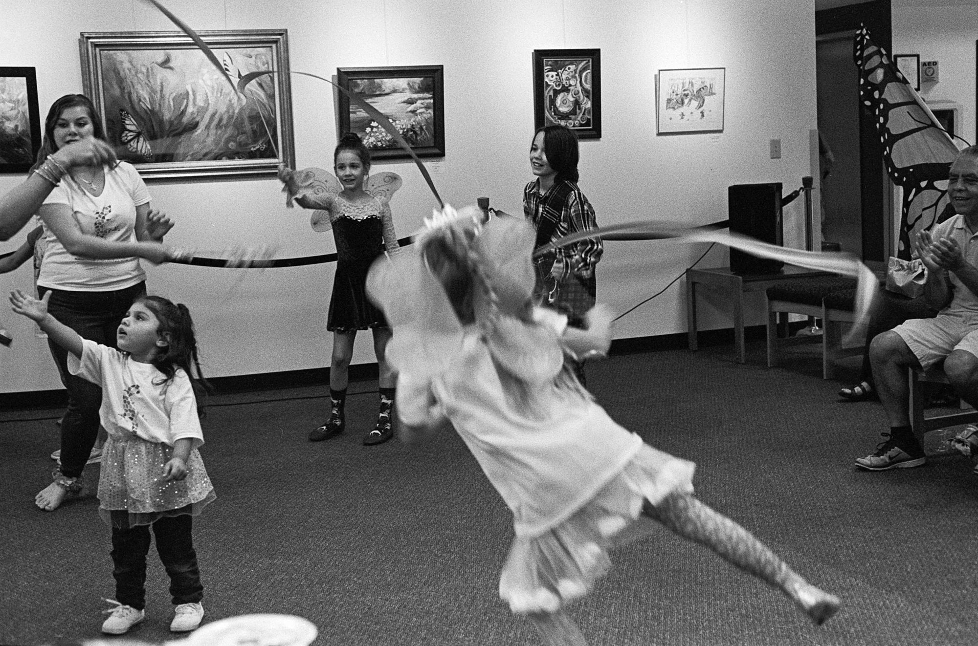 salamander dance  (1 of 1).jpg