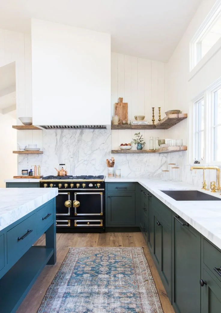 Image B: Design by Amber Interiors