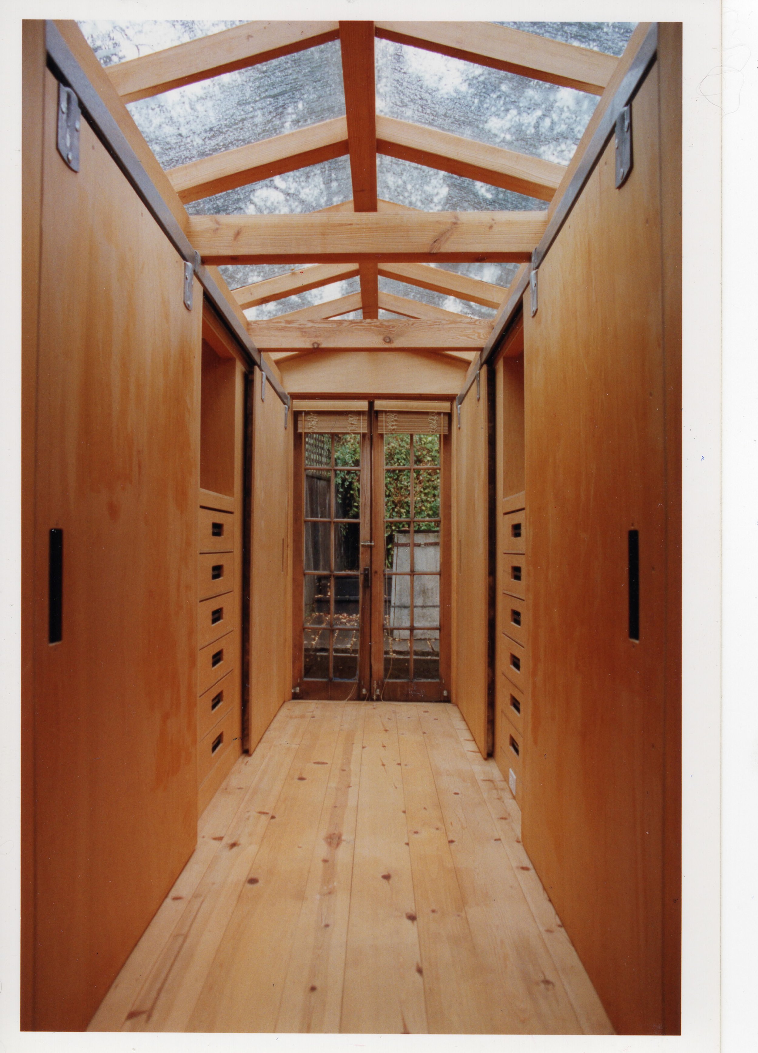 walk-through closet.jpg