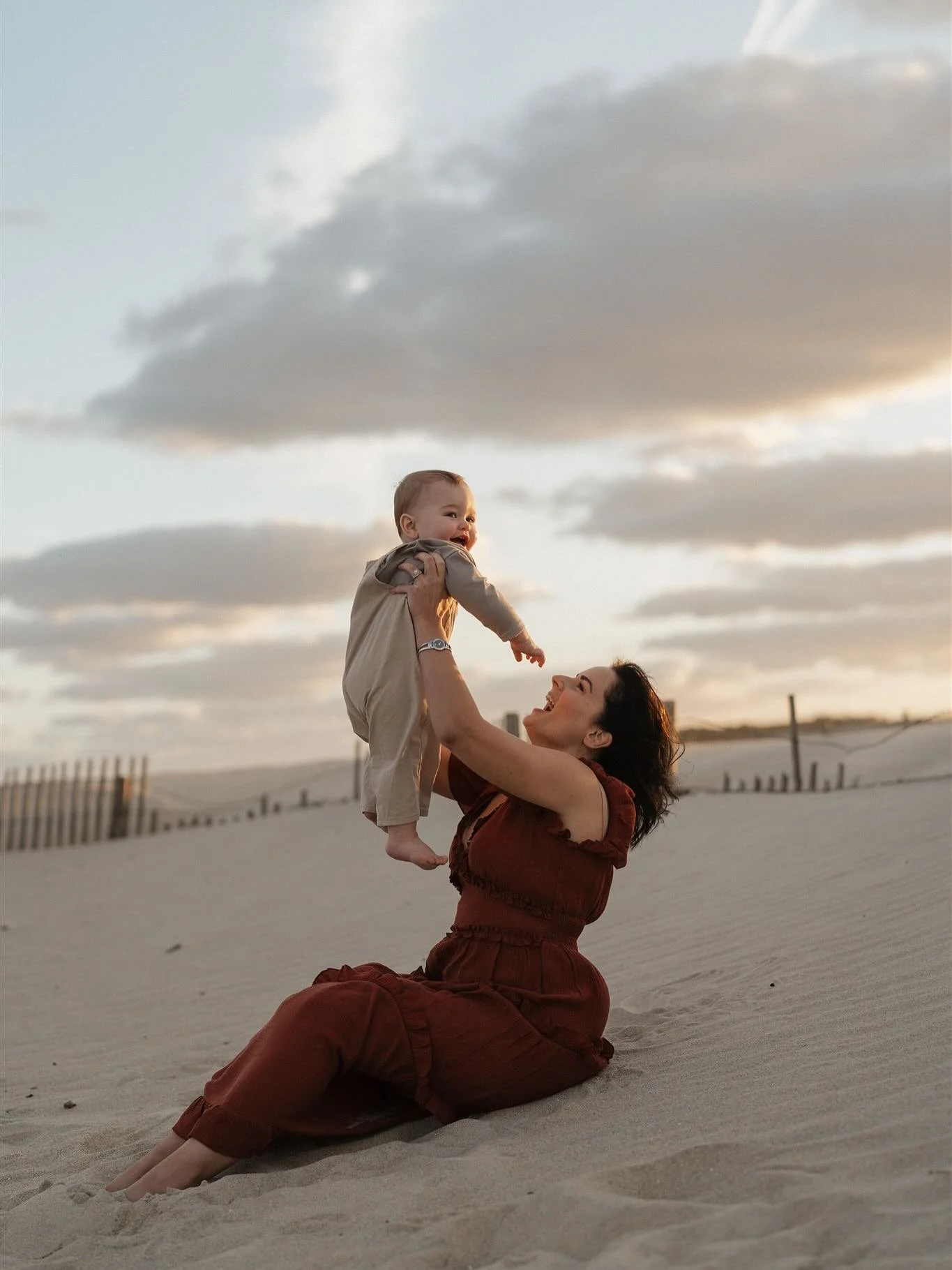 The birds were paid actors 🐦&zwj;⬛ Assateague in the fall is a total dream. The skies just hit different. 

Some of my favs from this sweet boy&rsquo;s family session to celebrate him turning one 🤍 feels like yesterday his mama told me she was preg